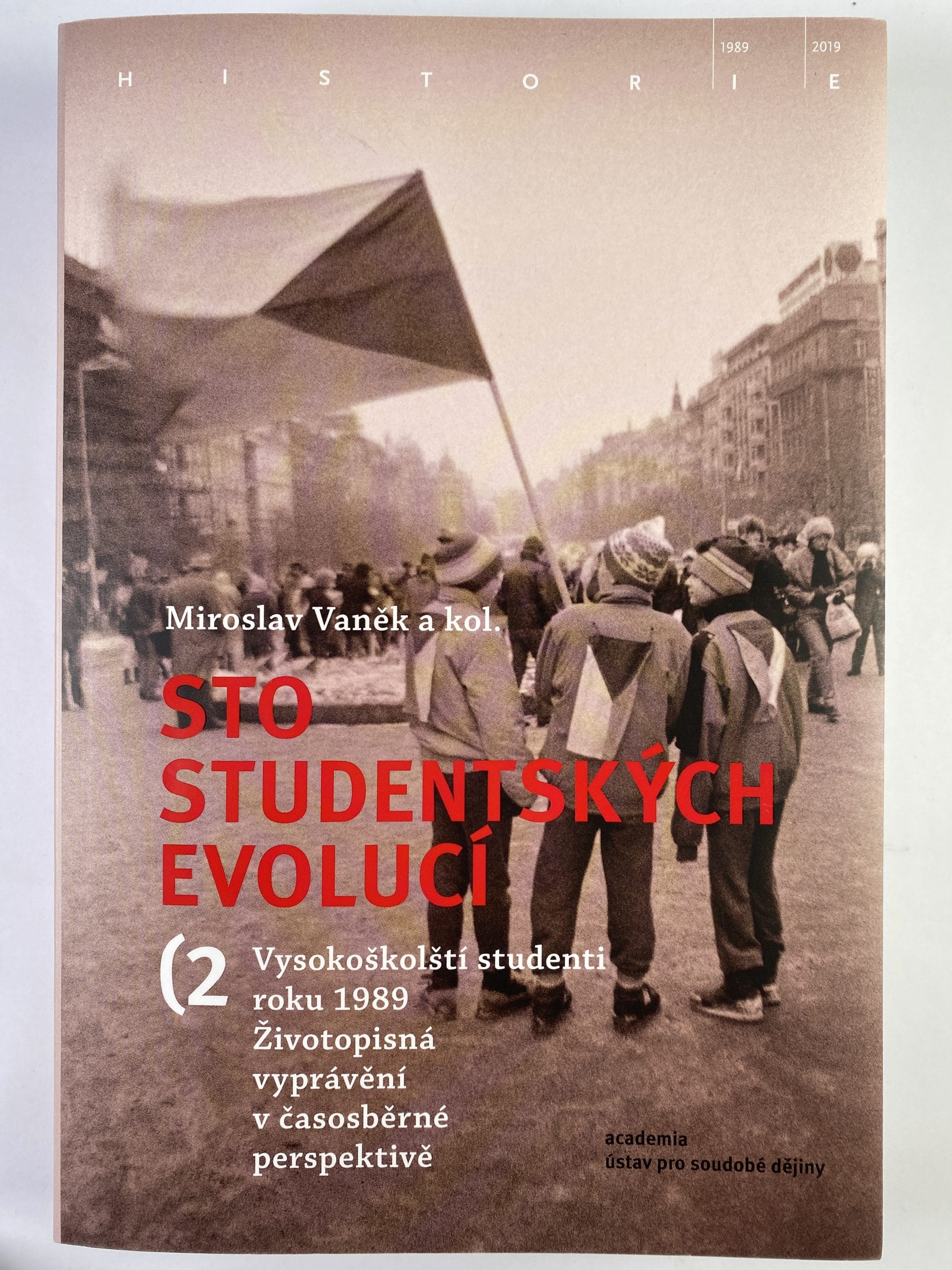 Sto studentských evoluci (2)