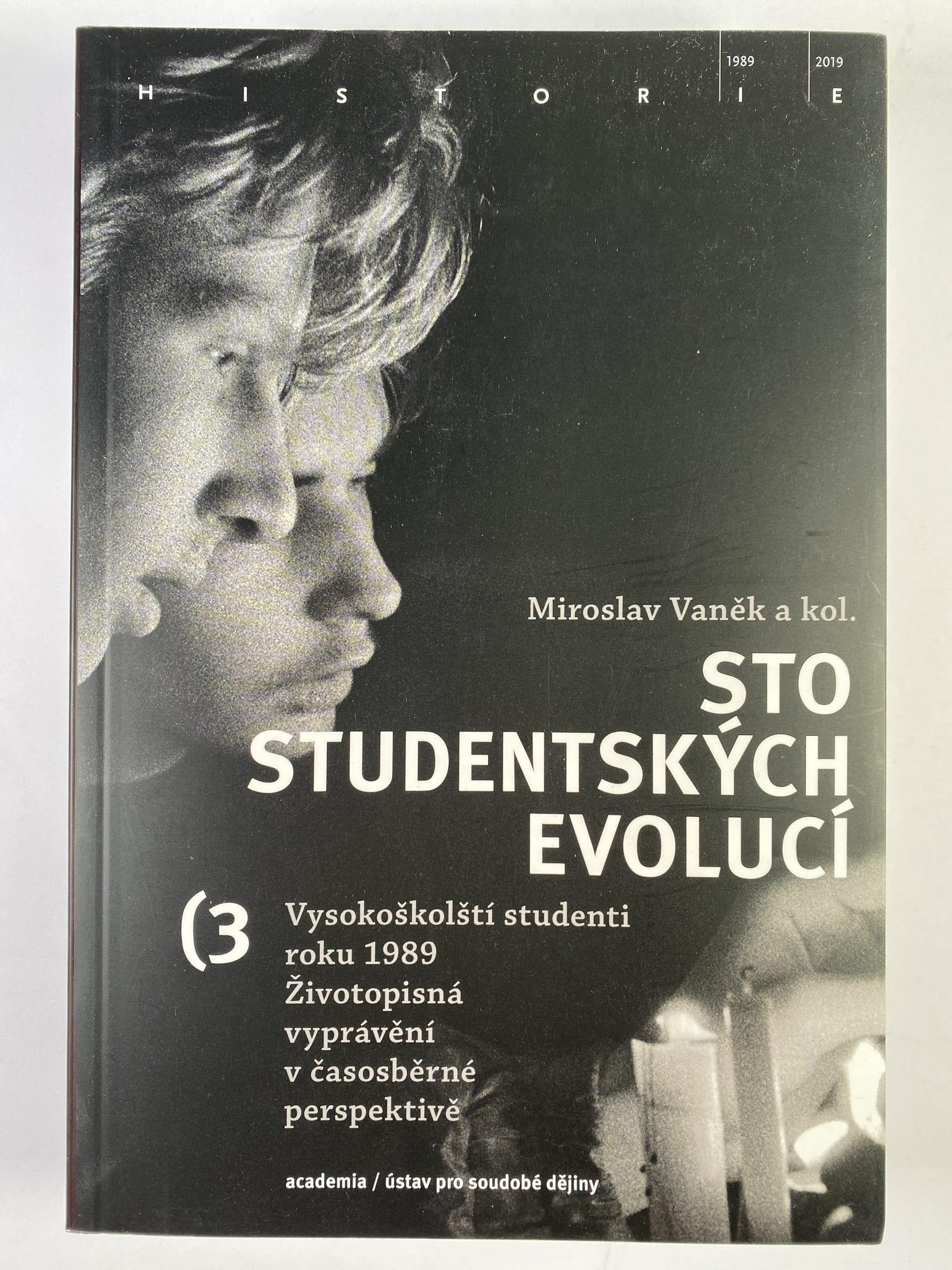 Sto studentských evolucí (3)