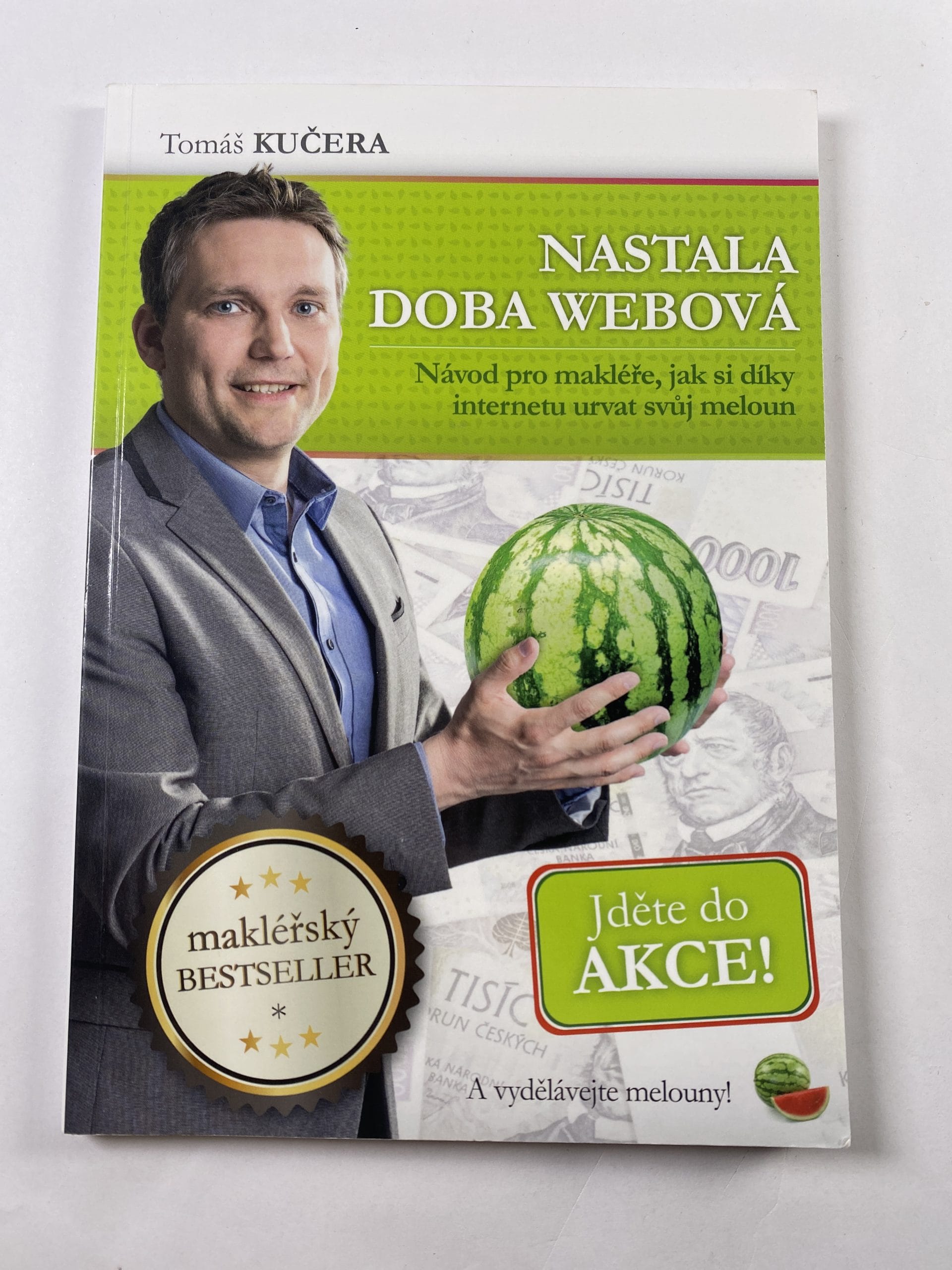 Levně Nastala doba webová