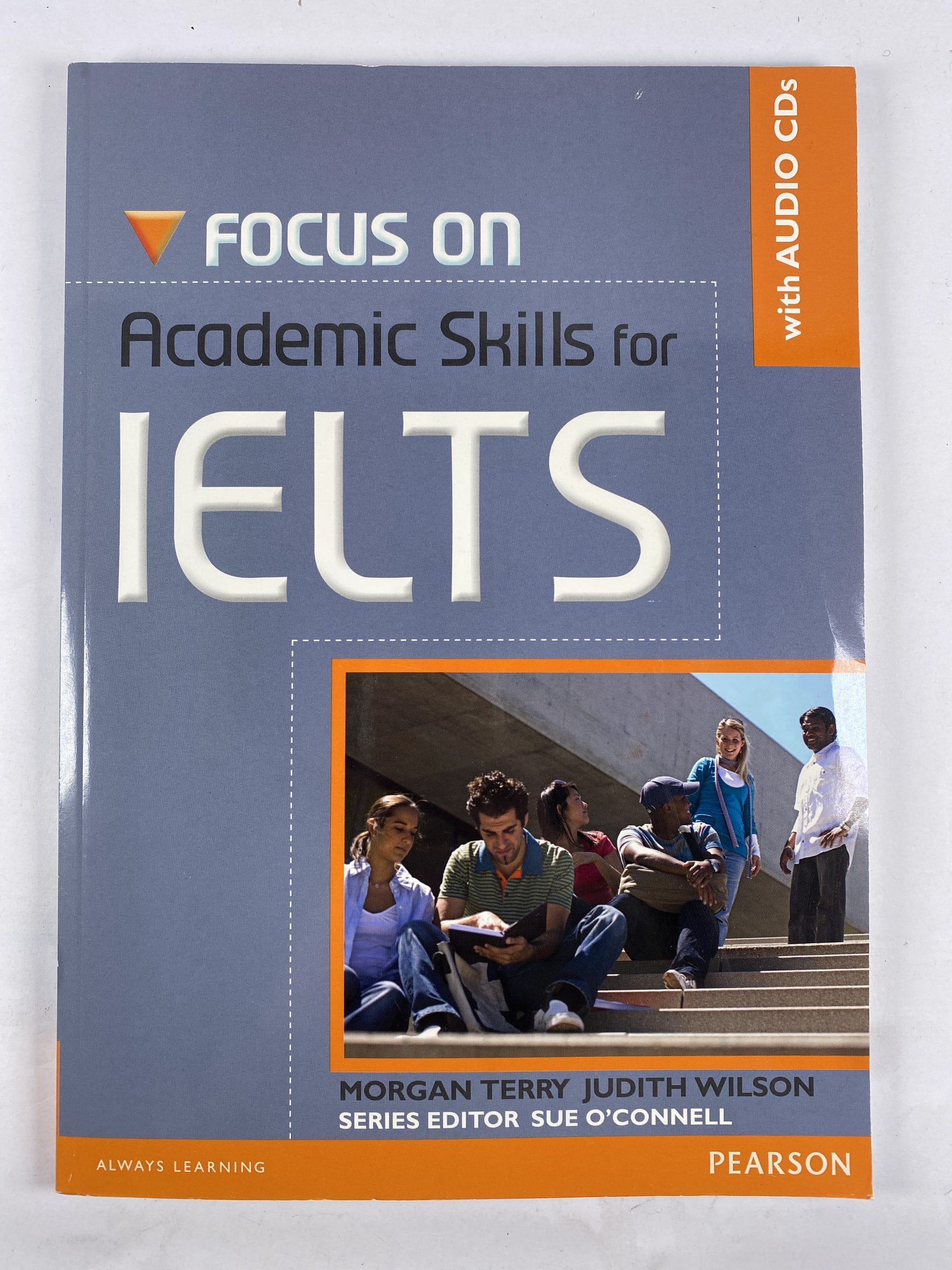 Levně Focus on Academic Skills for IELTS