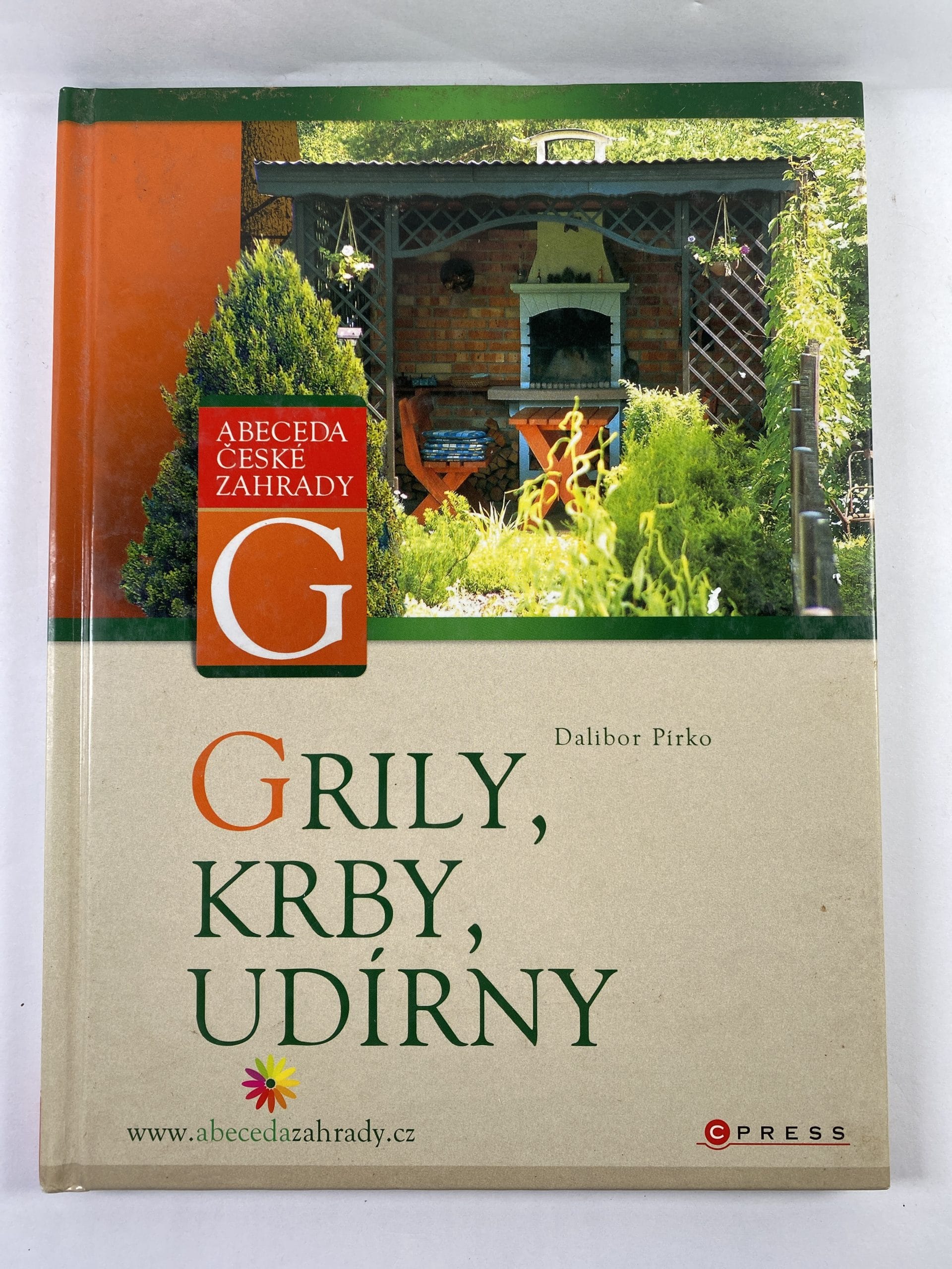 Levně Grily, krby, udírny Pevná 2005