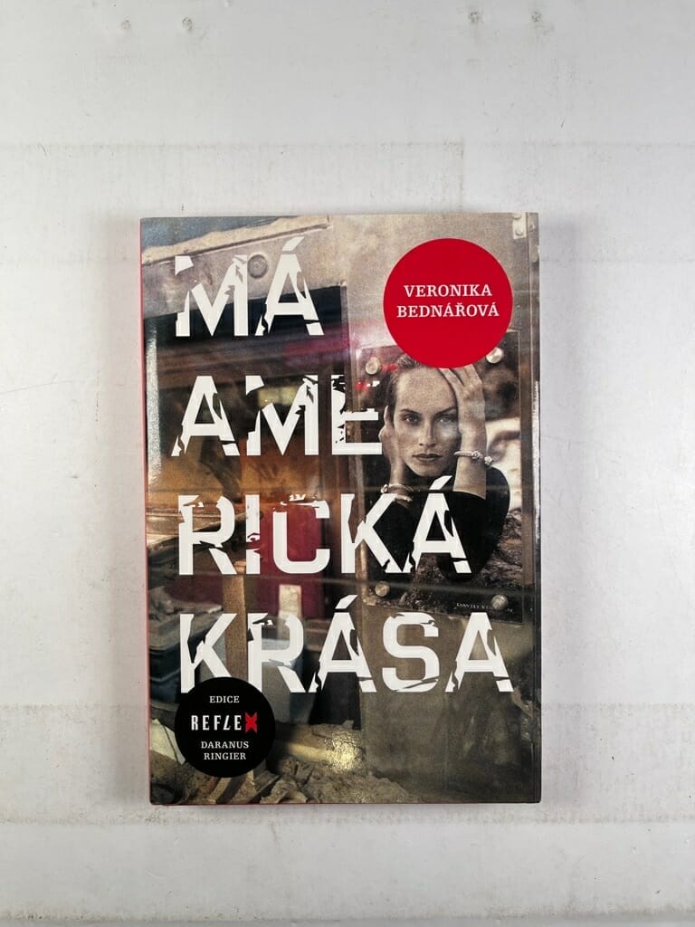 Má americká krása Pevná (2006)