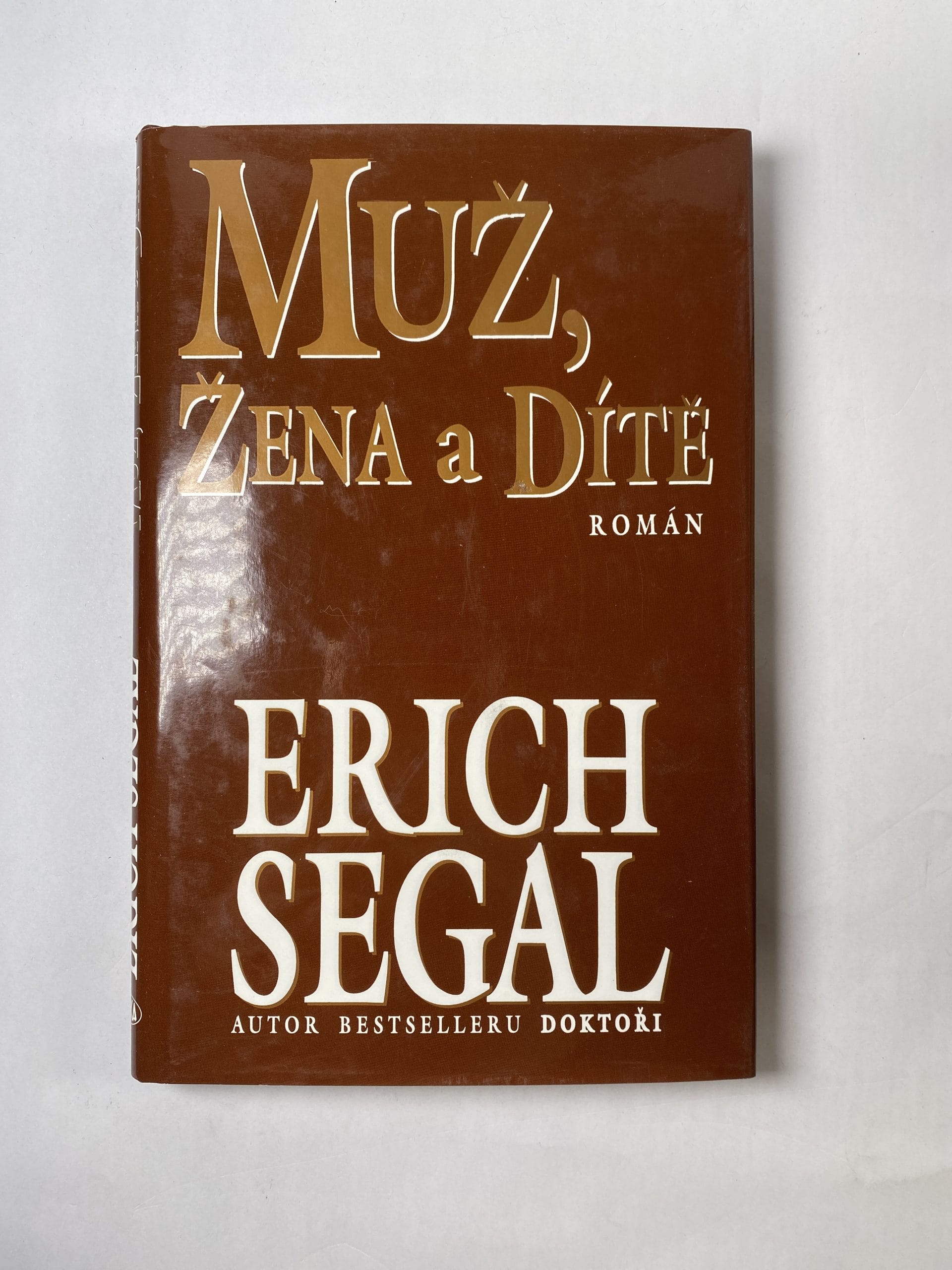 Muž, žena a dítě Pevná