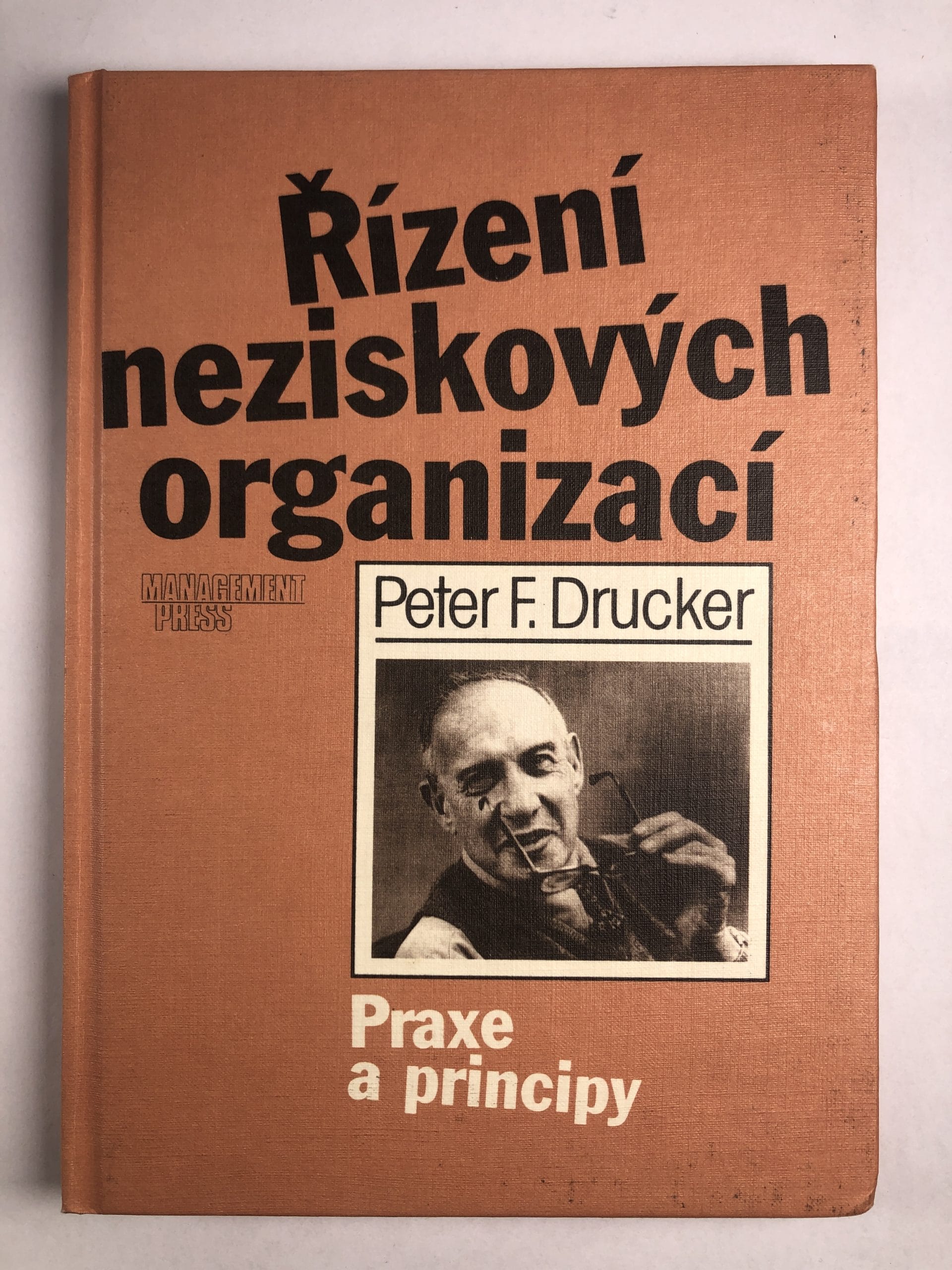 Levně Řízení neziskových organizací: praxe a principy