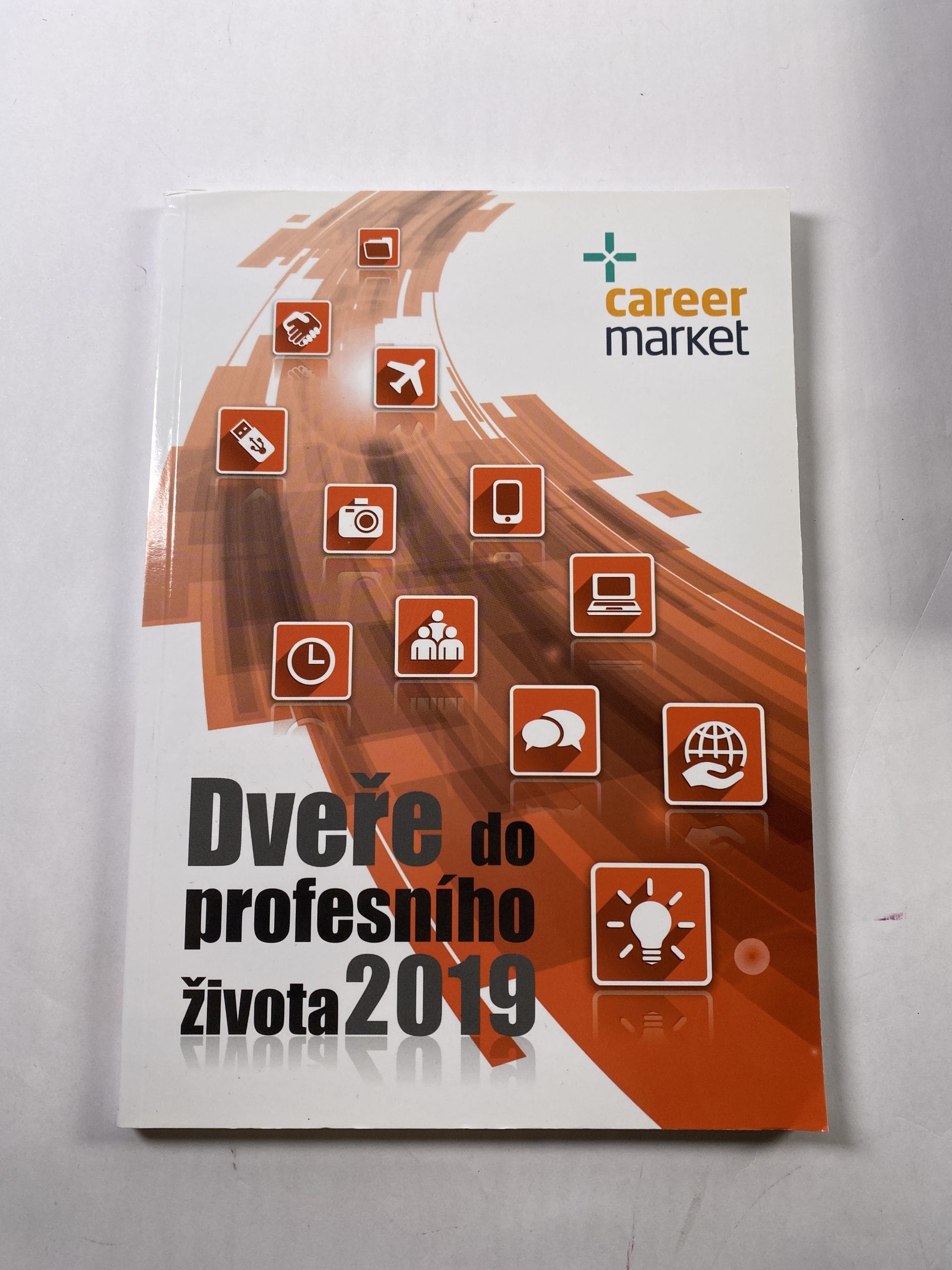 Levně Dveře do profesního života 2019