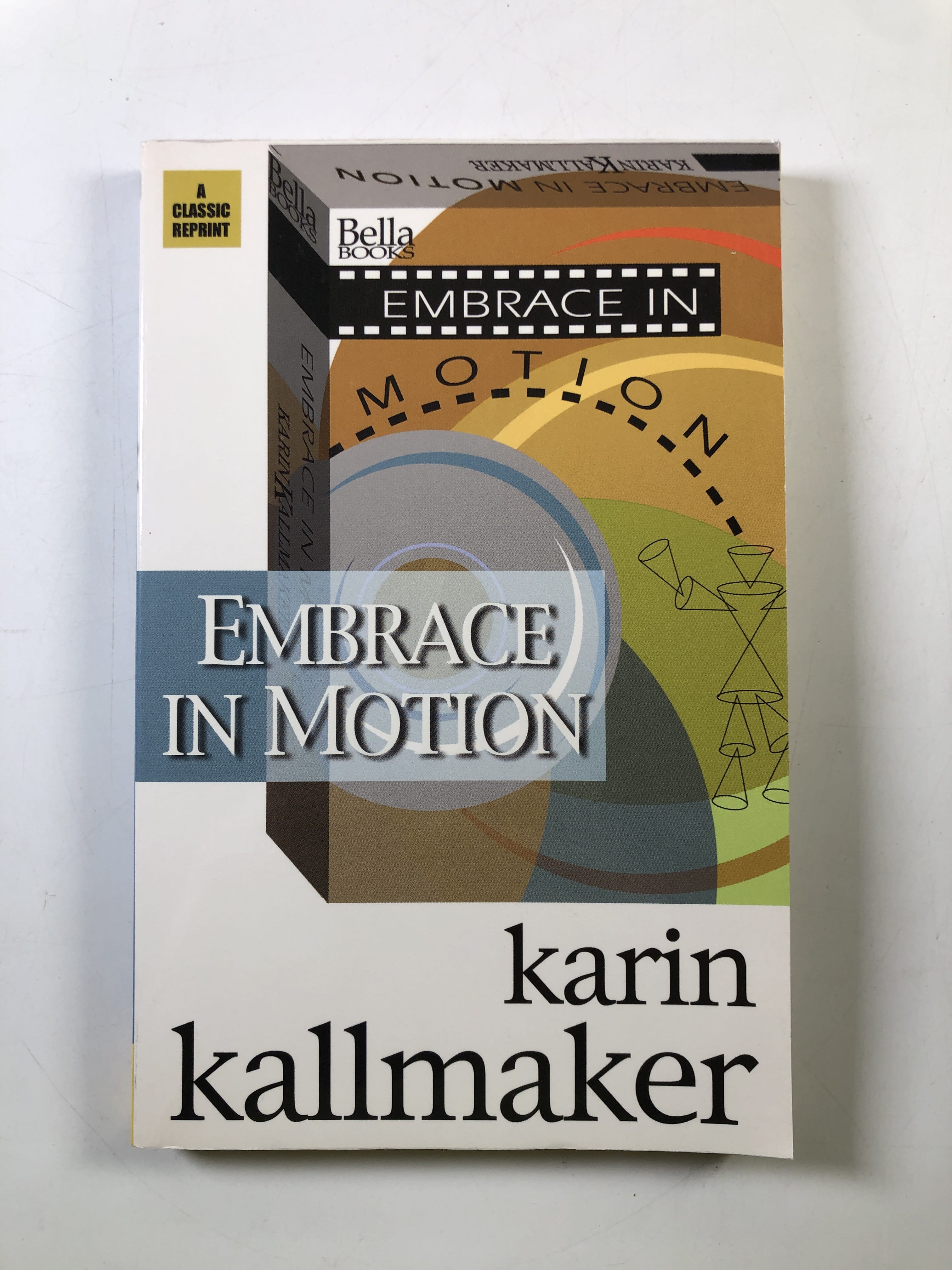 Levně Embrace in Motion