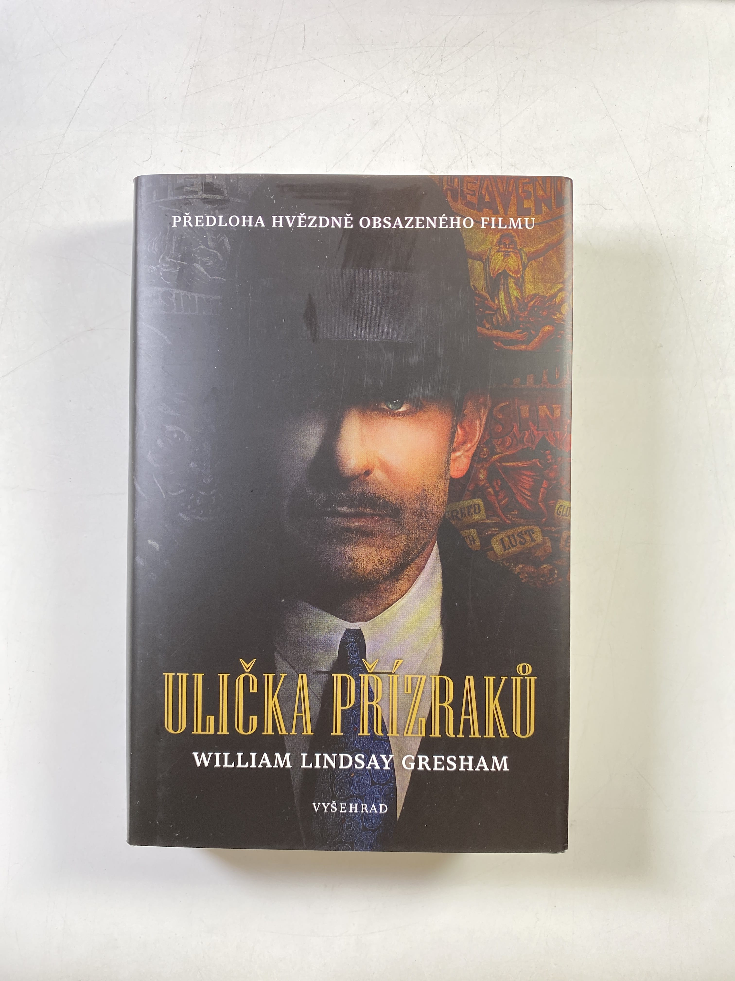 Levně Ulička přízraků