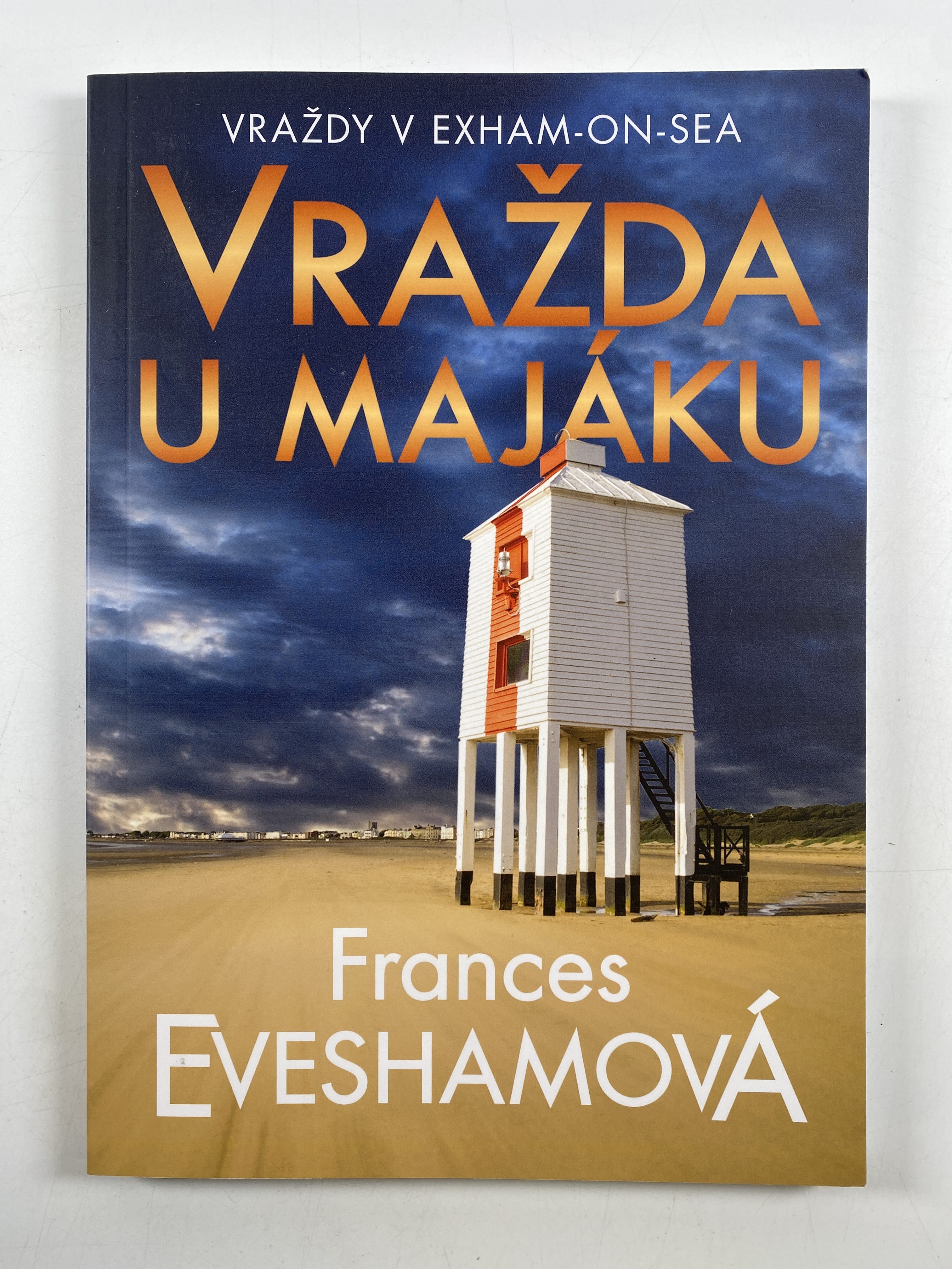 Levně Vraždy v Exham-on-Sea: Vražda u majáku (1)
