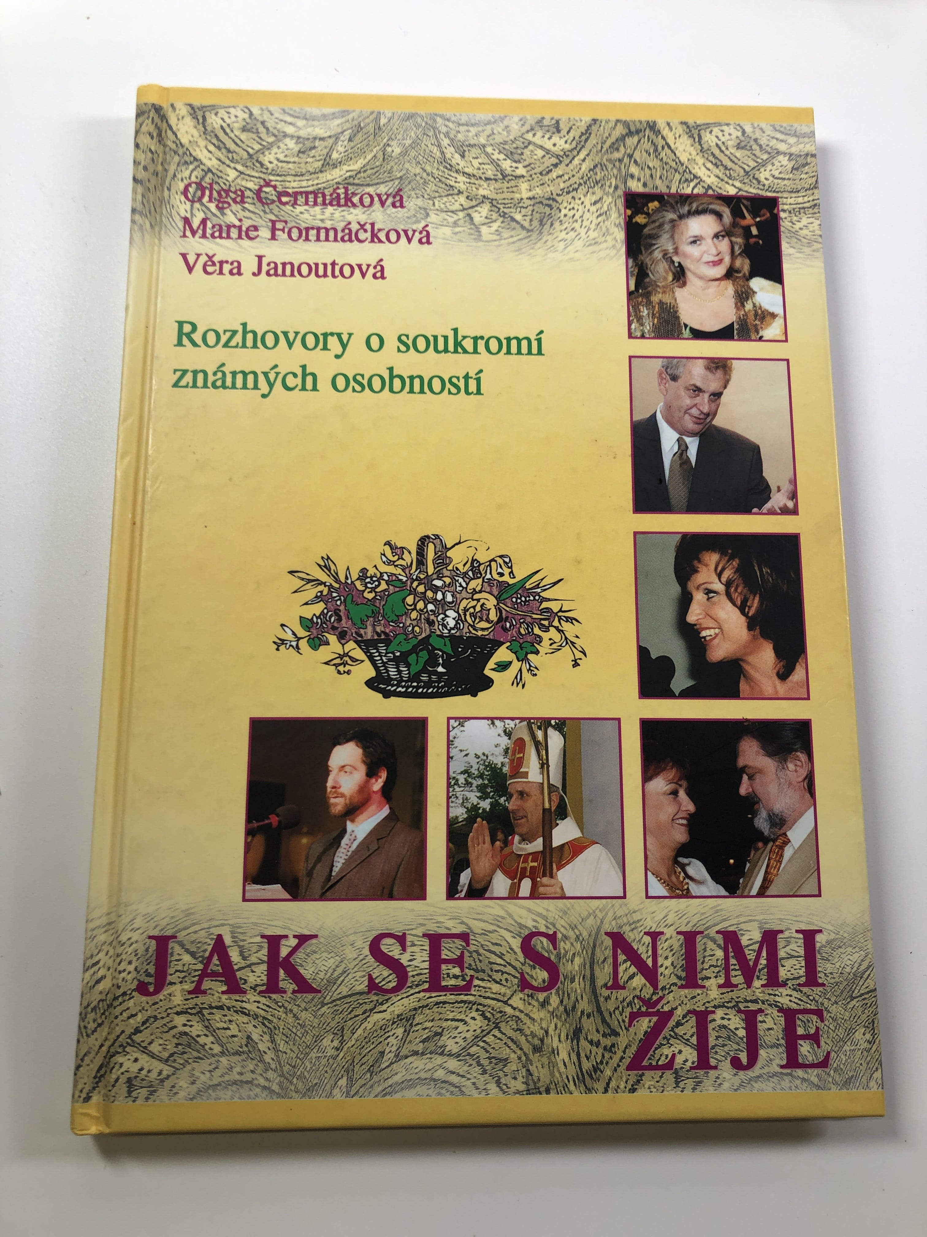 Jak se s nimi žije?: rozhovory s těmi, o kterých svět ví méně než o jejich partnerech