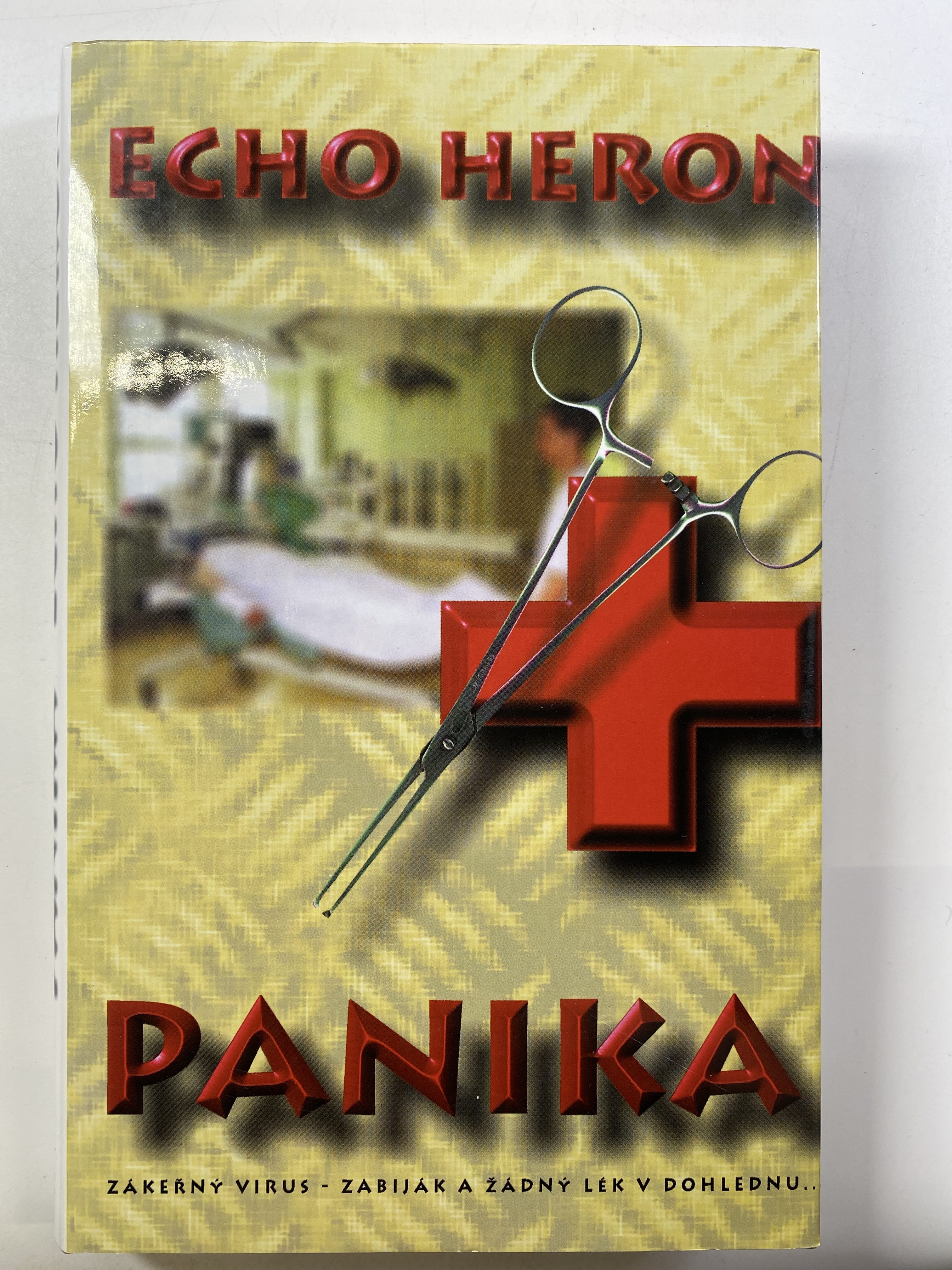 Levně Adele Monsarrat: Panika (2)