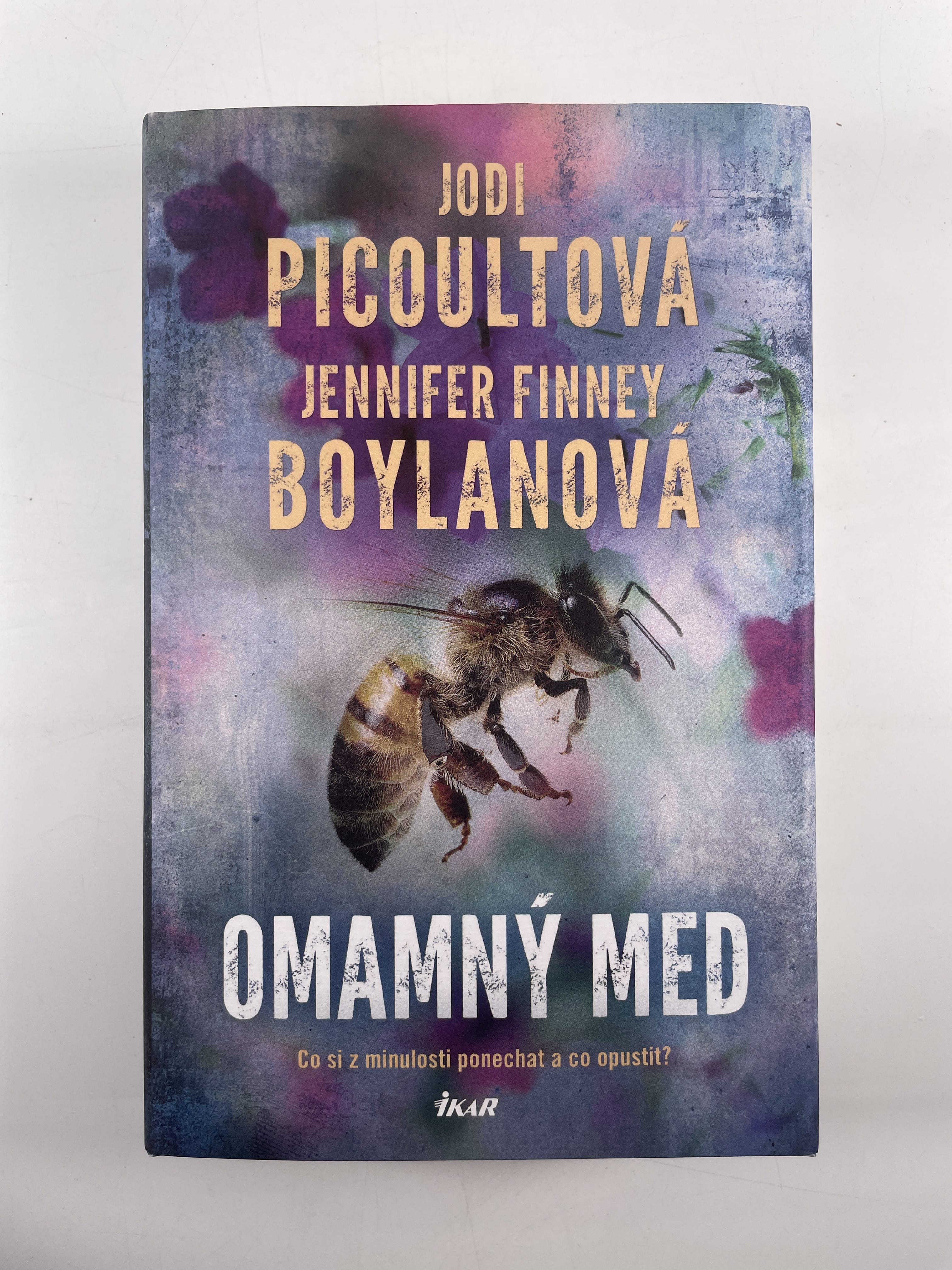 Omamný med