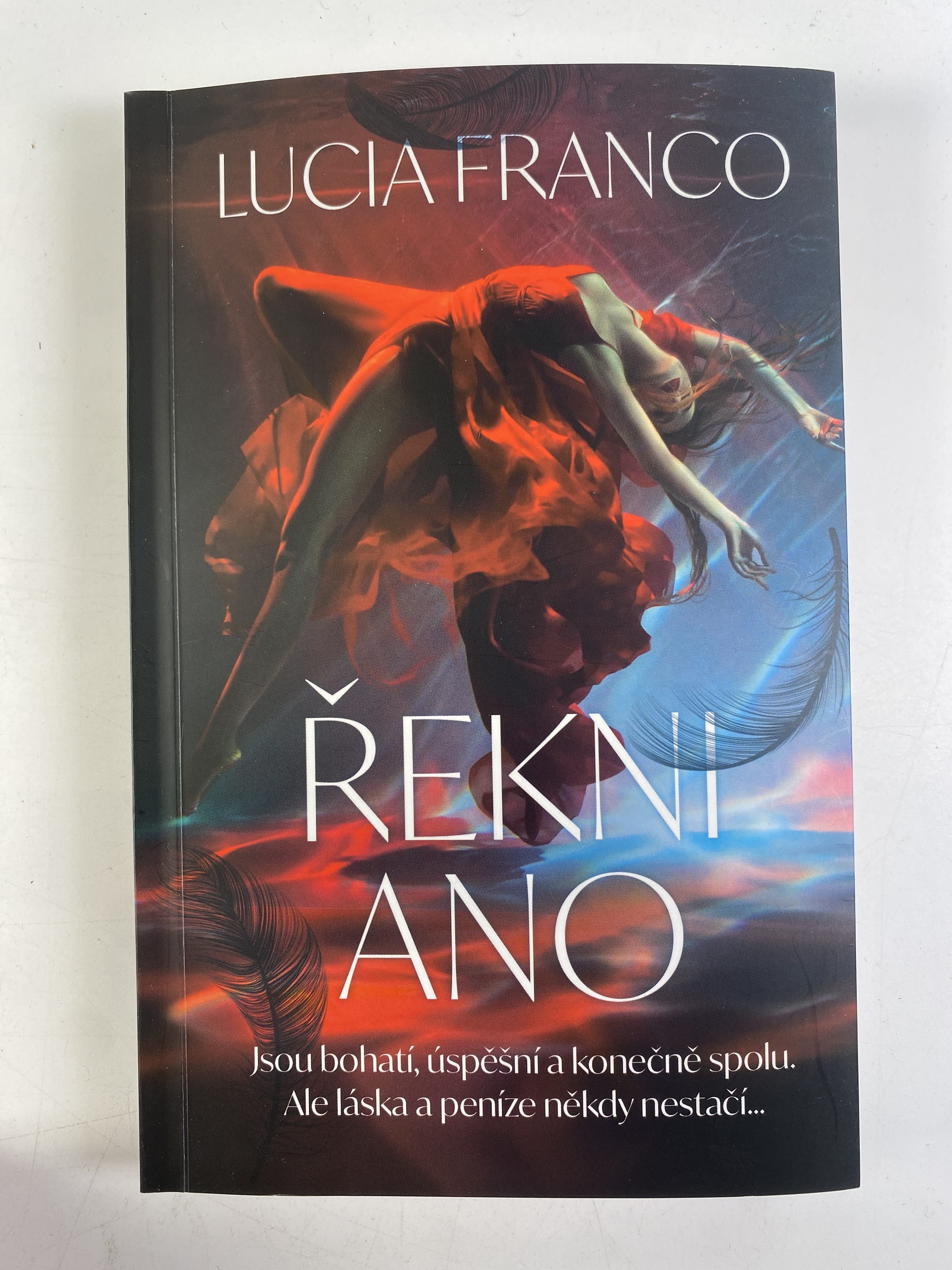 Tajnosti: Řekni ano (2)