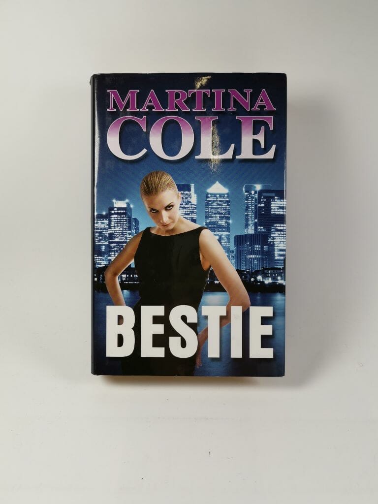 Bestie Pevná (2013)