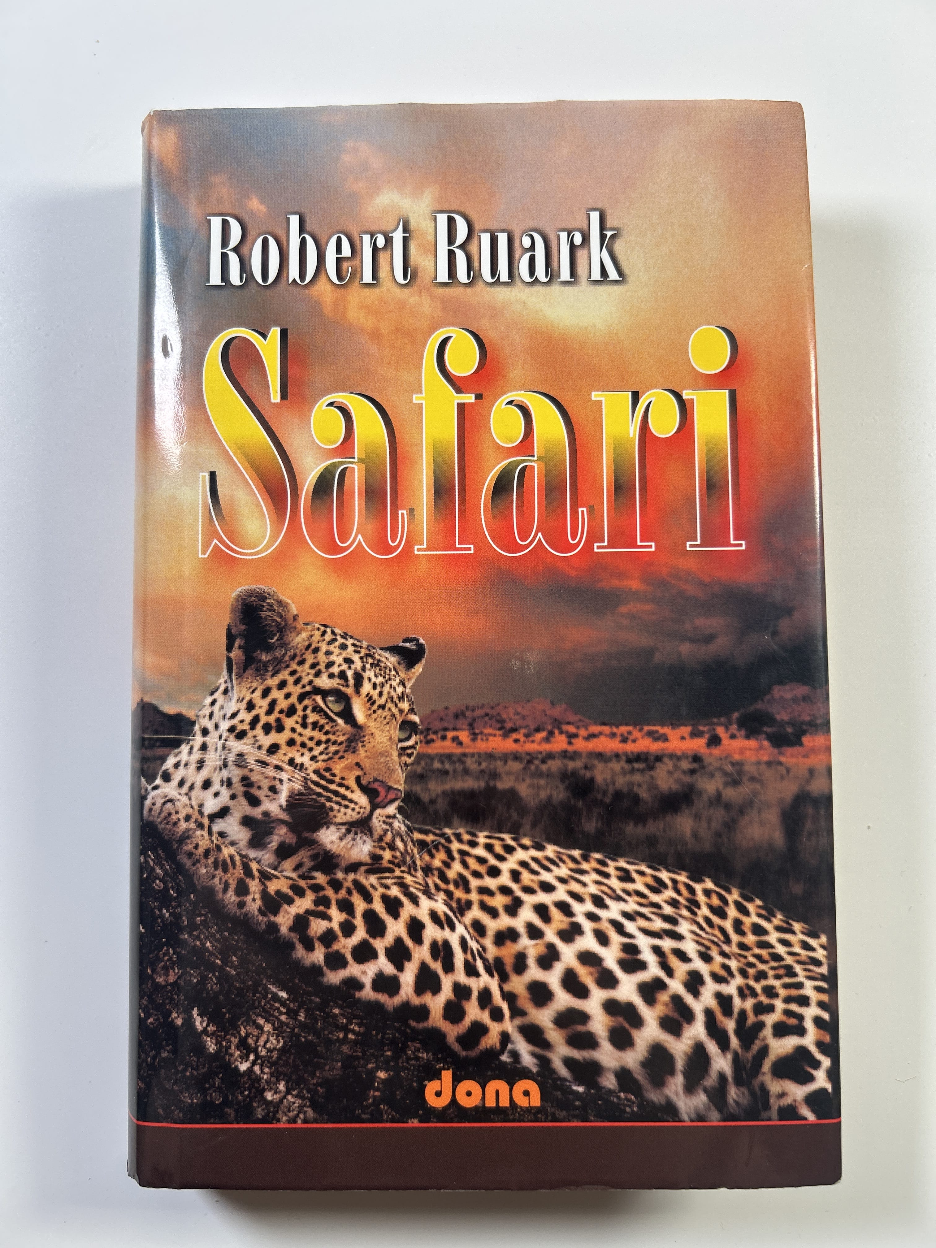 Levně Safari