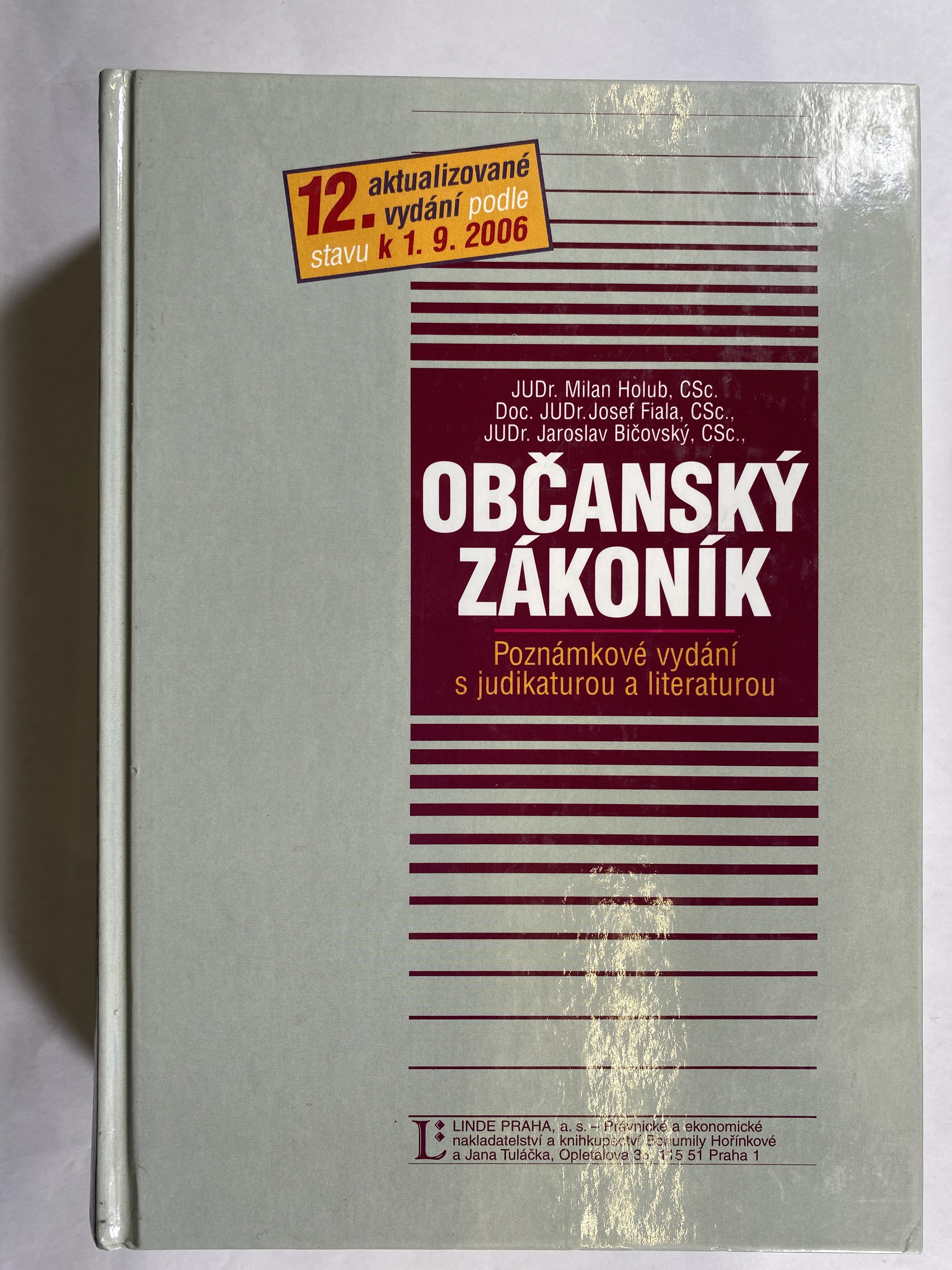Levně Občanský zákoník: poznámkové vydání s judikaturou a literaturou (včetně věcného rejstříku)