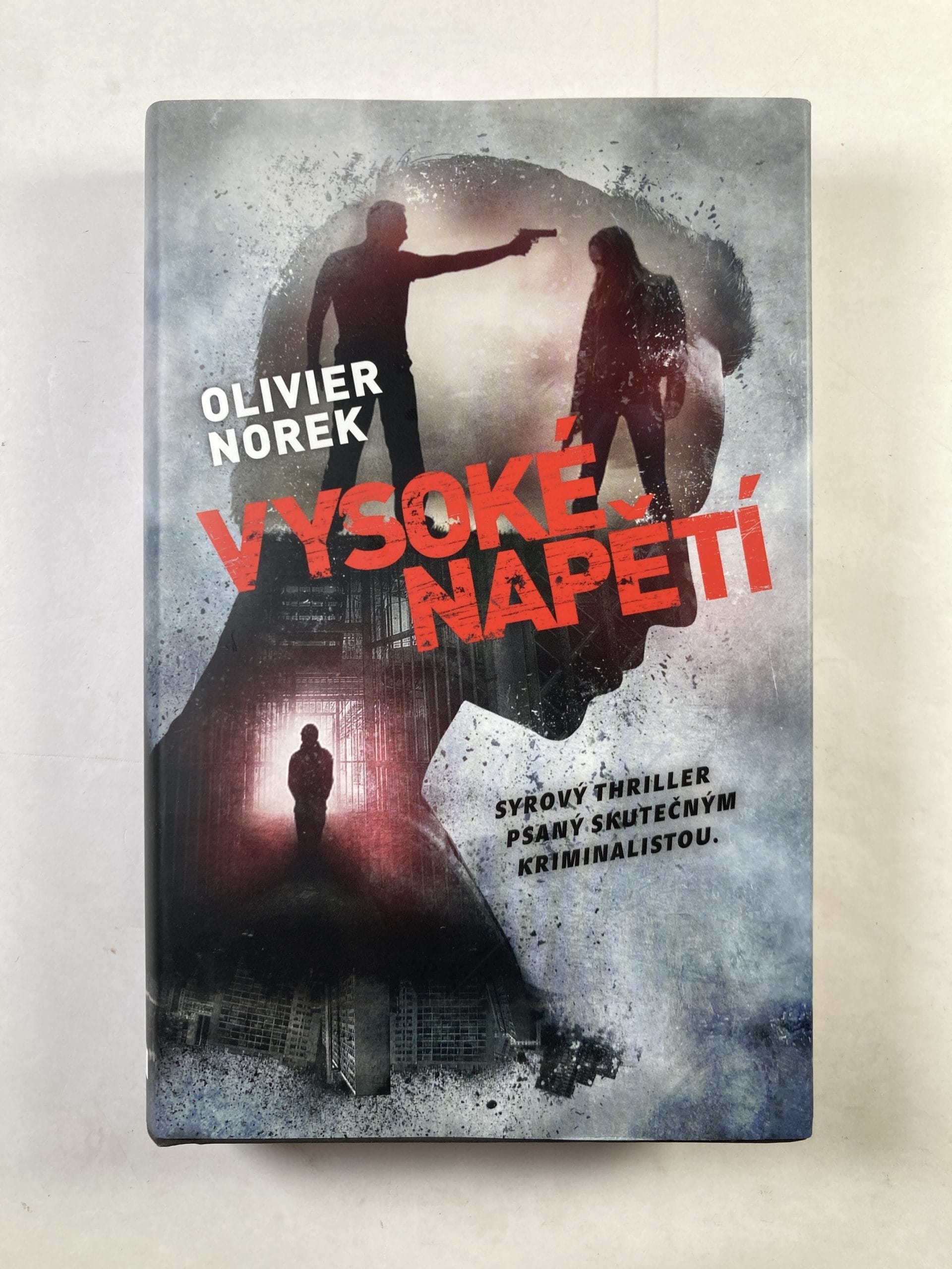 Levně Victor Costa: Vysoké napětí (3) Pevná
