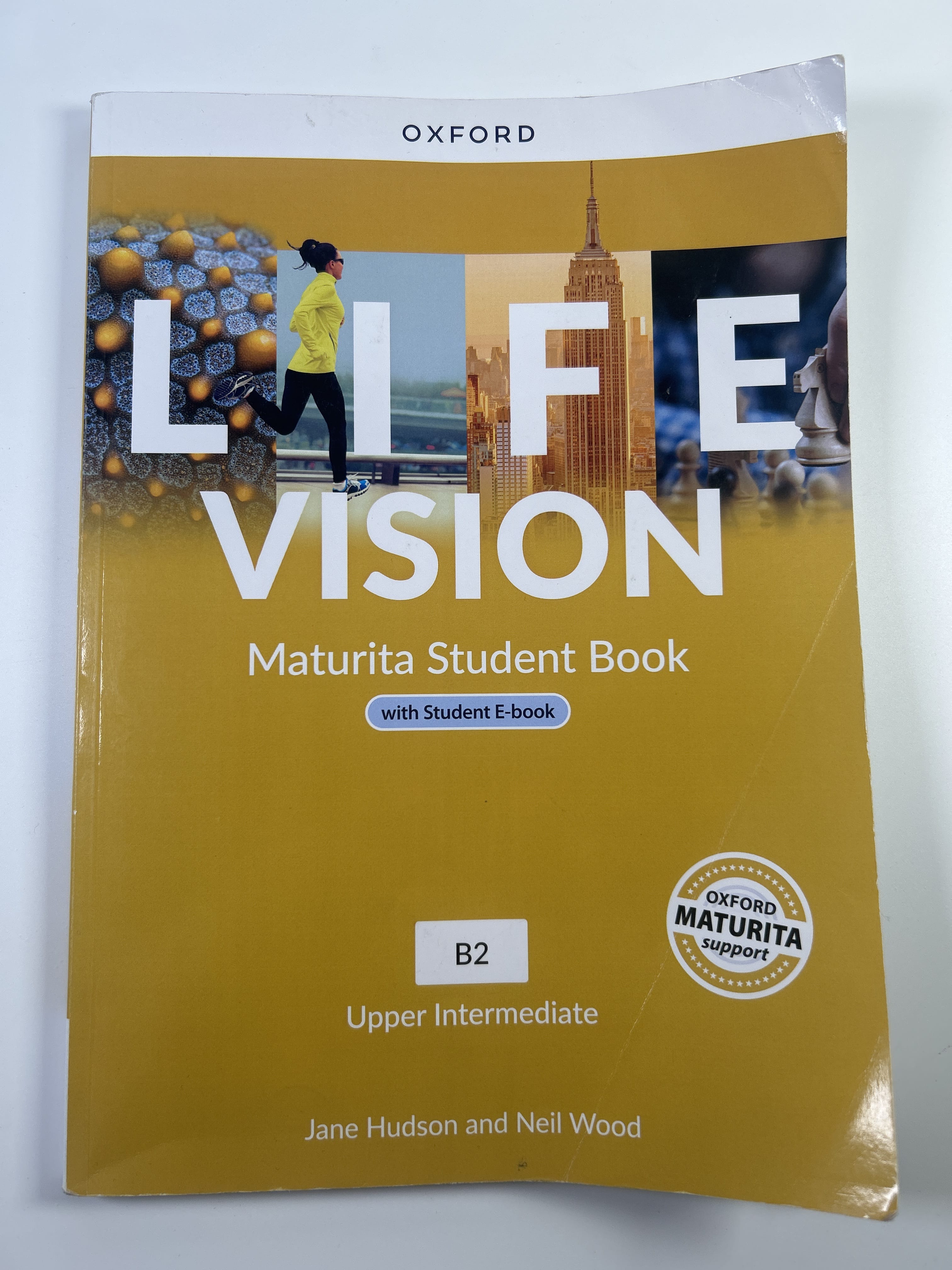 Levně Life Vision: Maturita Student Book B2 Upper Intermediate