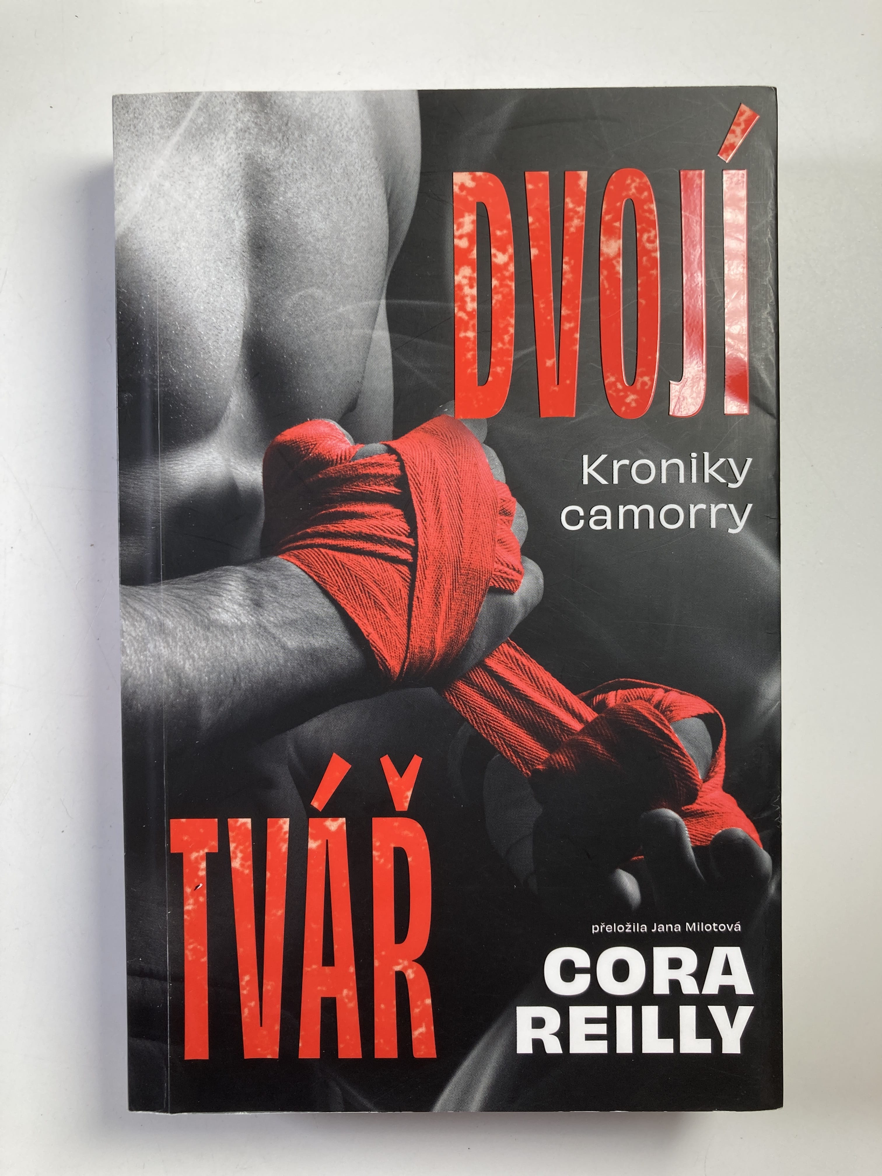 Kroniky Camorry: Dvojí tvář (1)