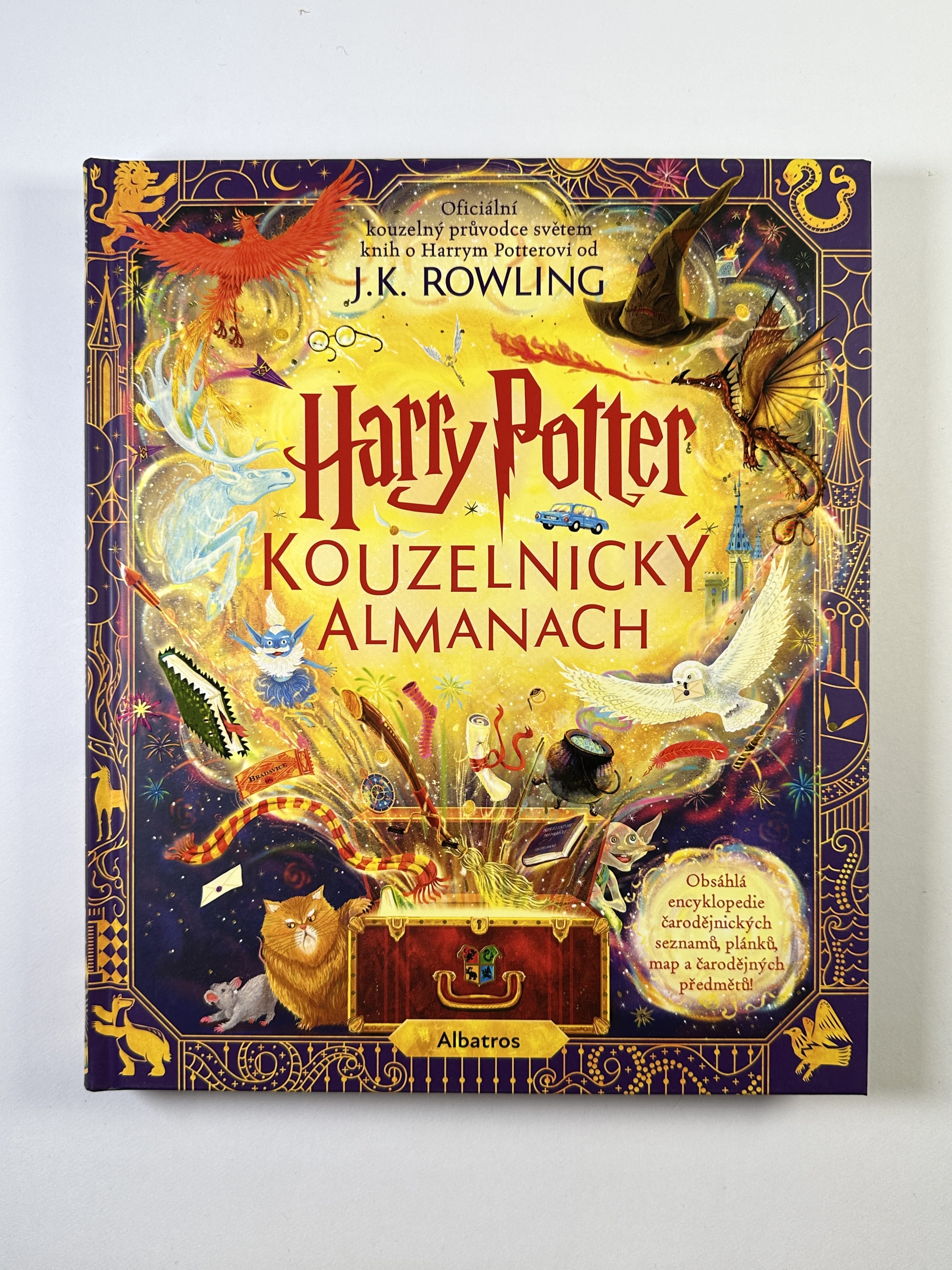 Harry Potter: kouzelnický almanach Pevná 2023