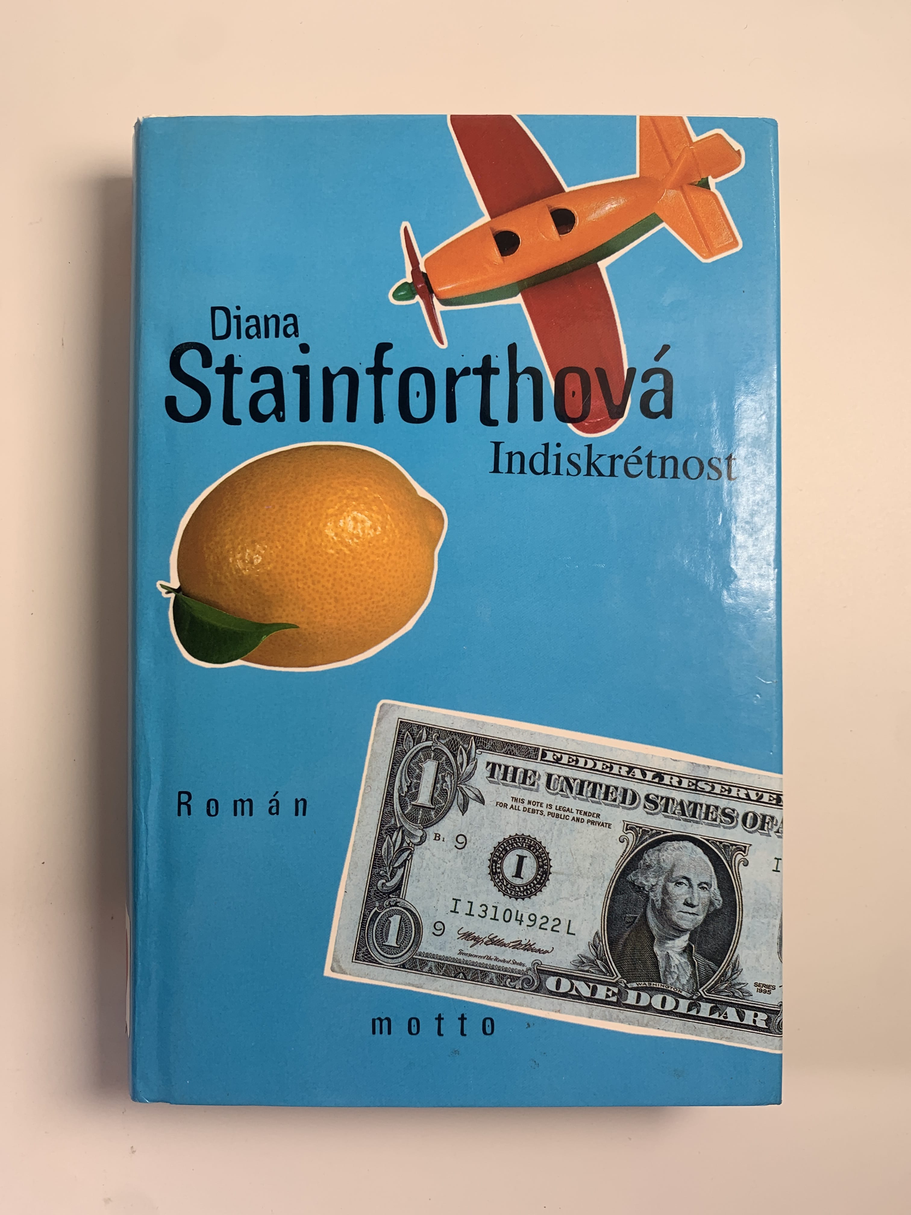 Levně Indiskrétnost Pevná (2002)