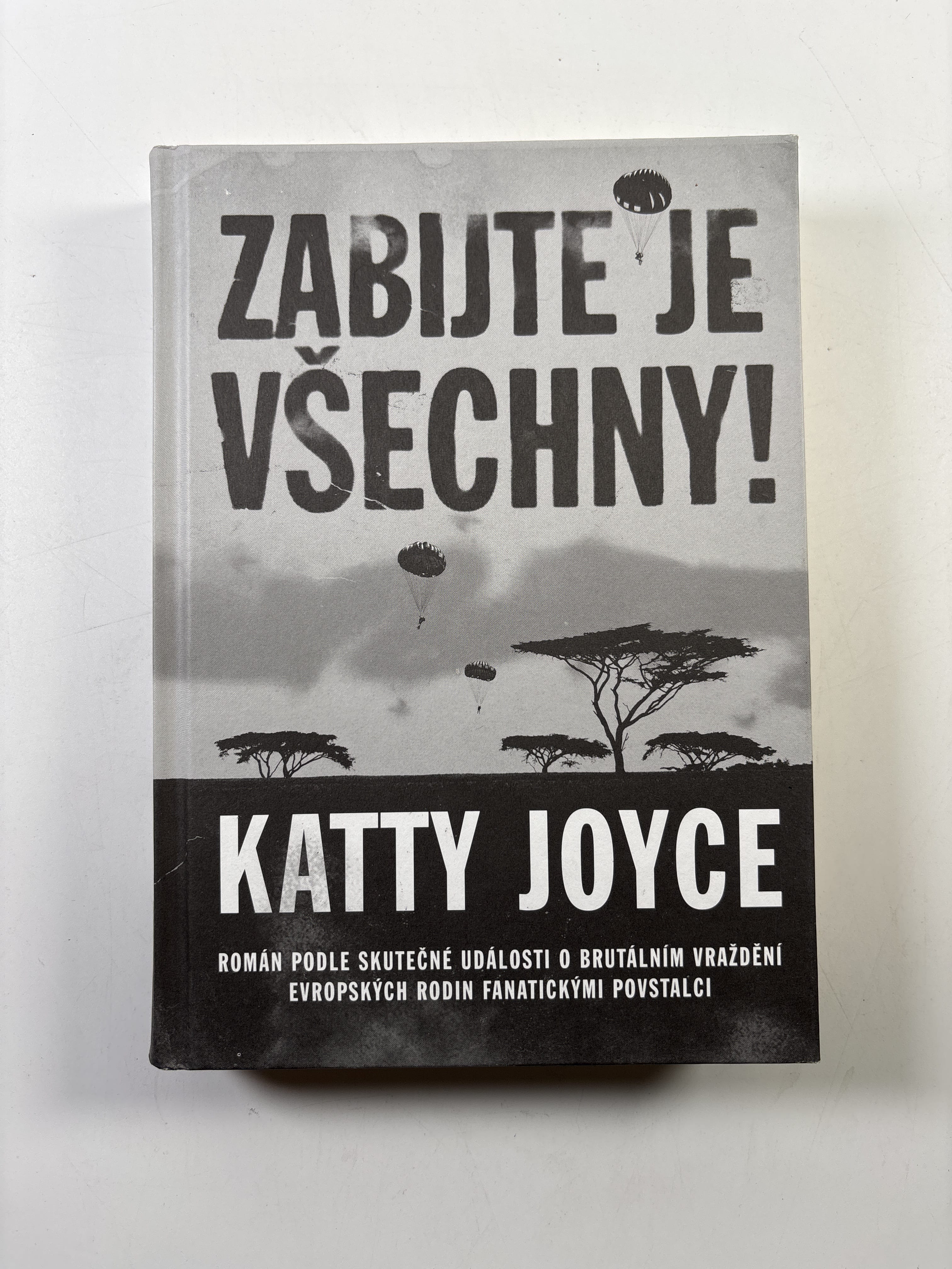 Levně Zabijte je všechny! Bez obálky
