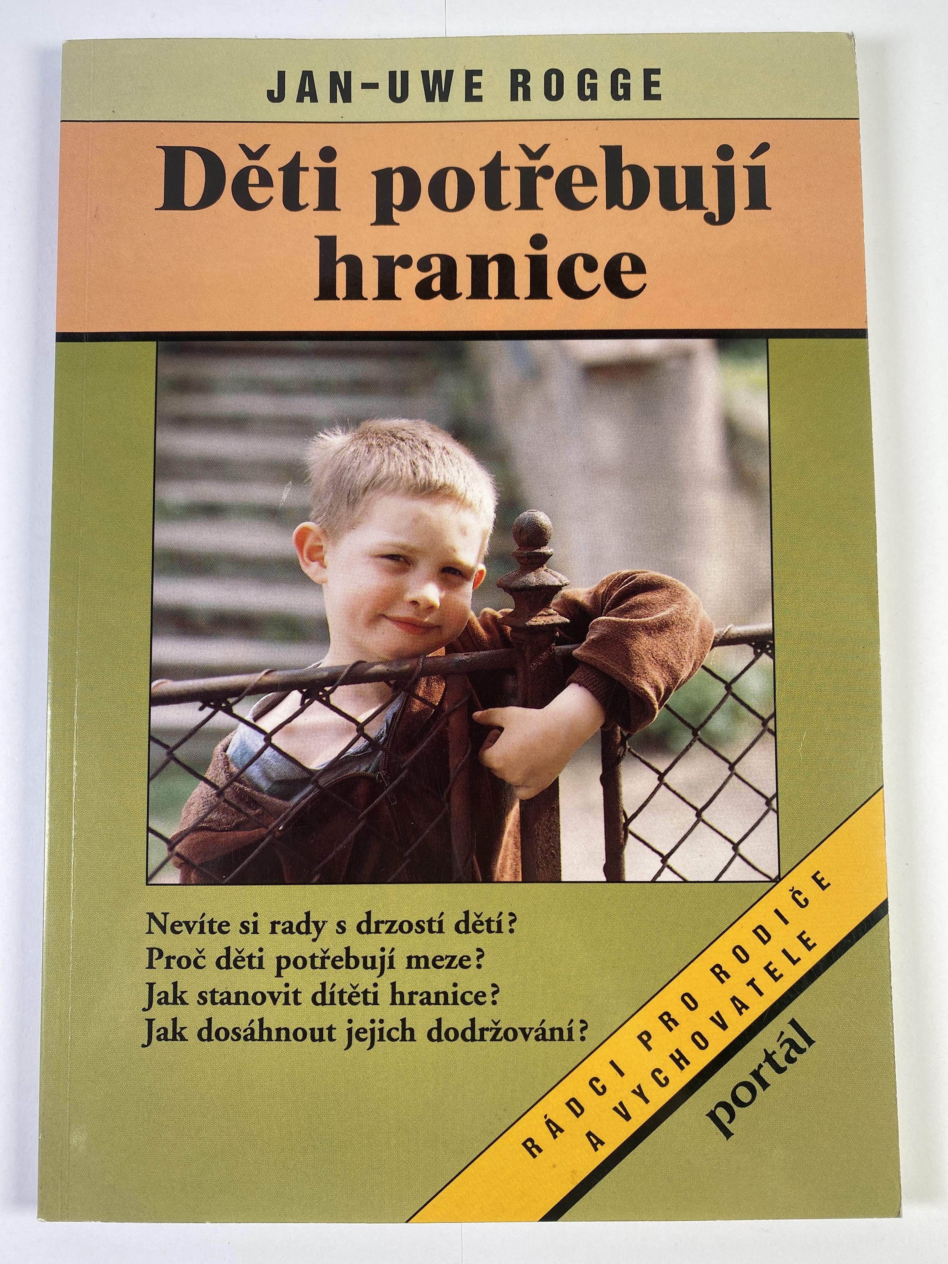 Levně Děti potřebují hranice Měkká 1996