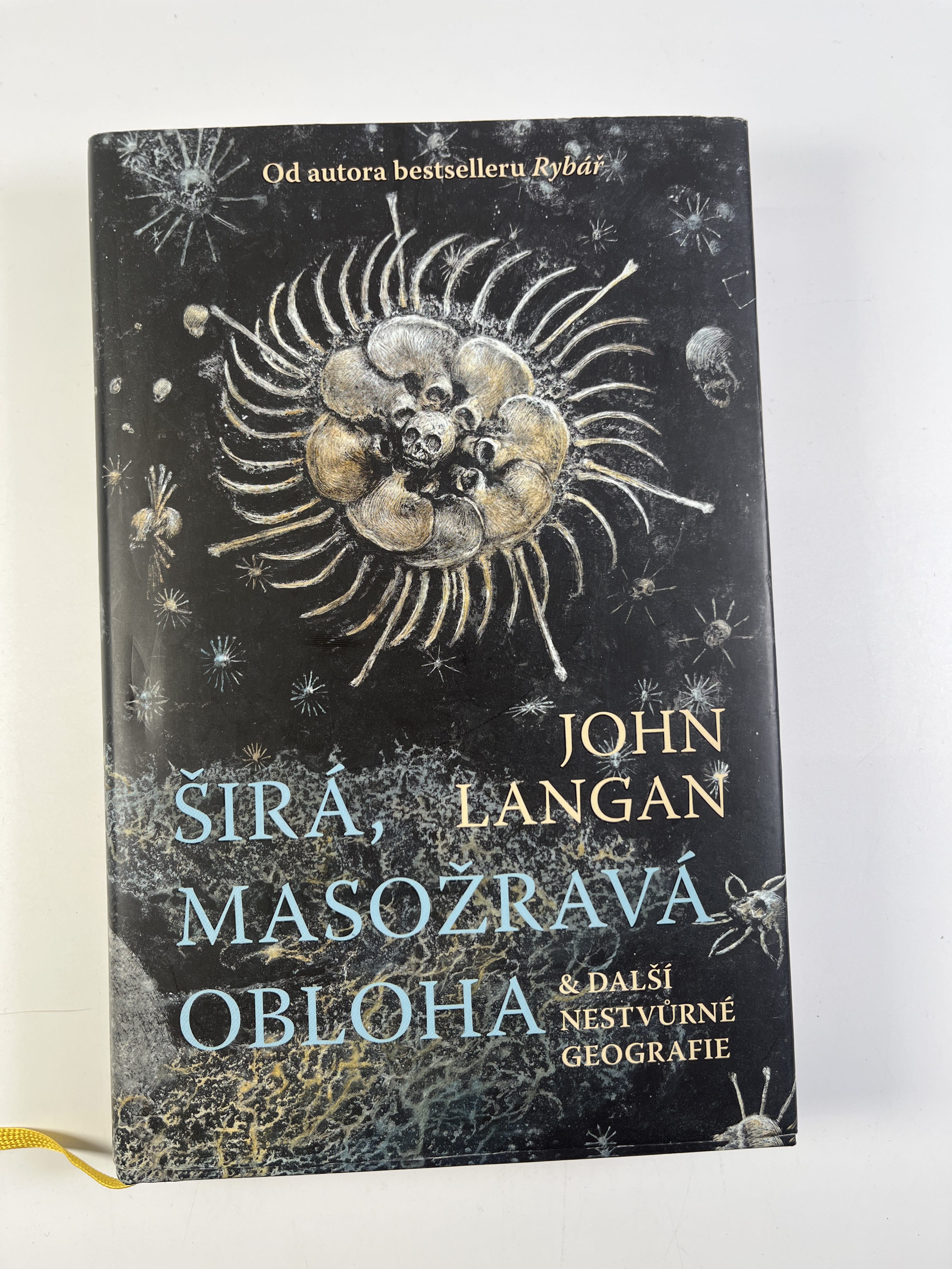 Levně Širá, masožravá obloha