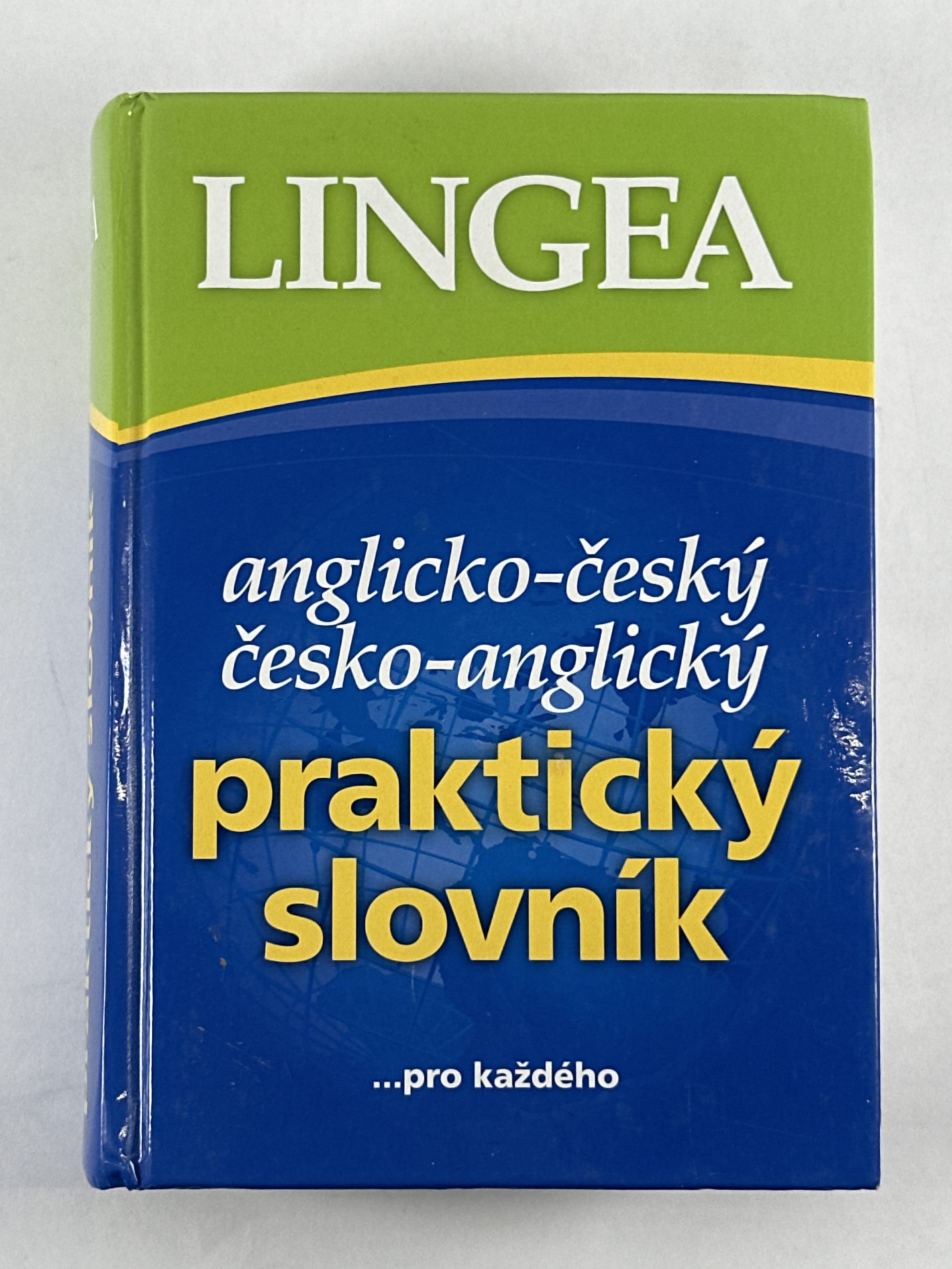 Anglicko-český česko-anglický praktický slovník ... pro každého Pevná 2011