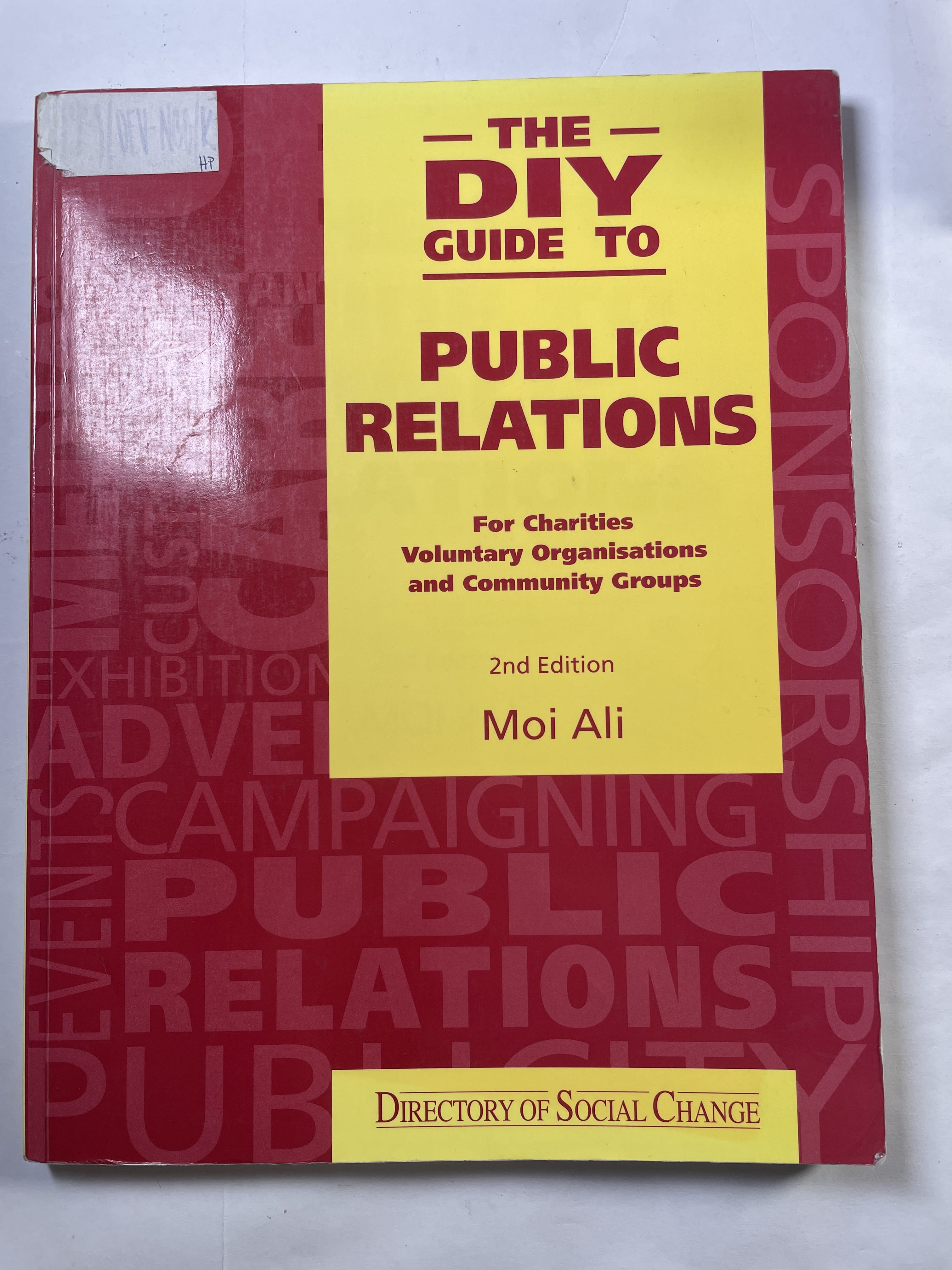 Levně The DIY Guide to Public Relations