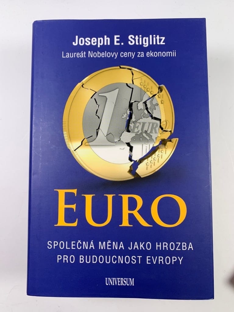 Levně Euro - Společná měna jako hrozba pro budoucnost Evropy Pevná 2017