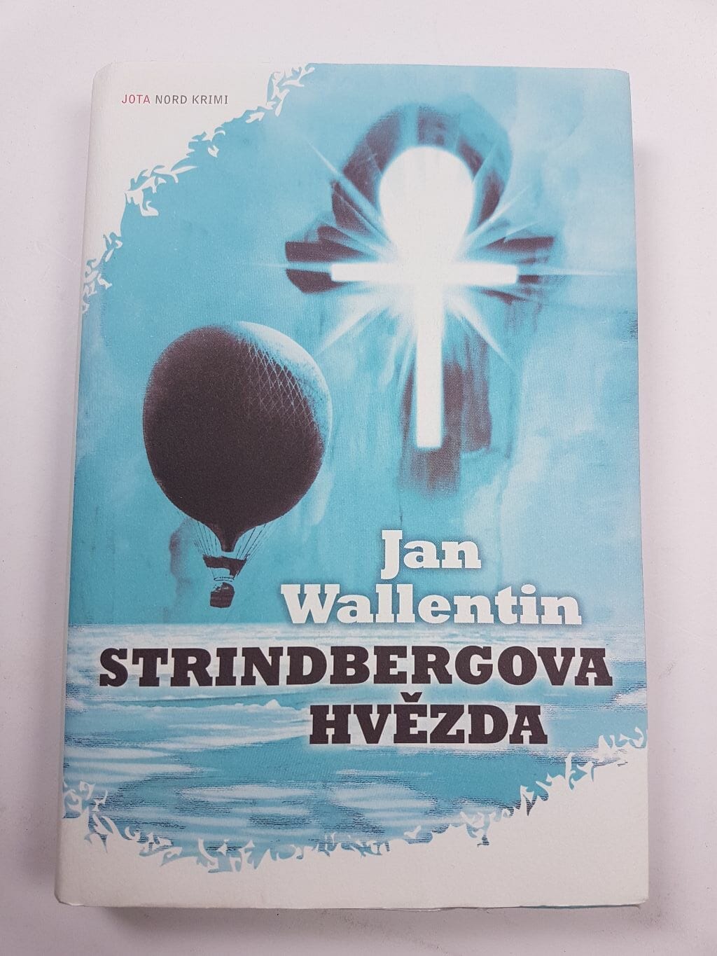 Levně Strindbergova hvězda Pevná 2011