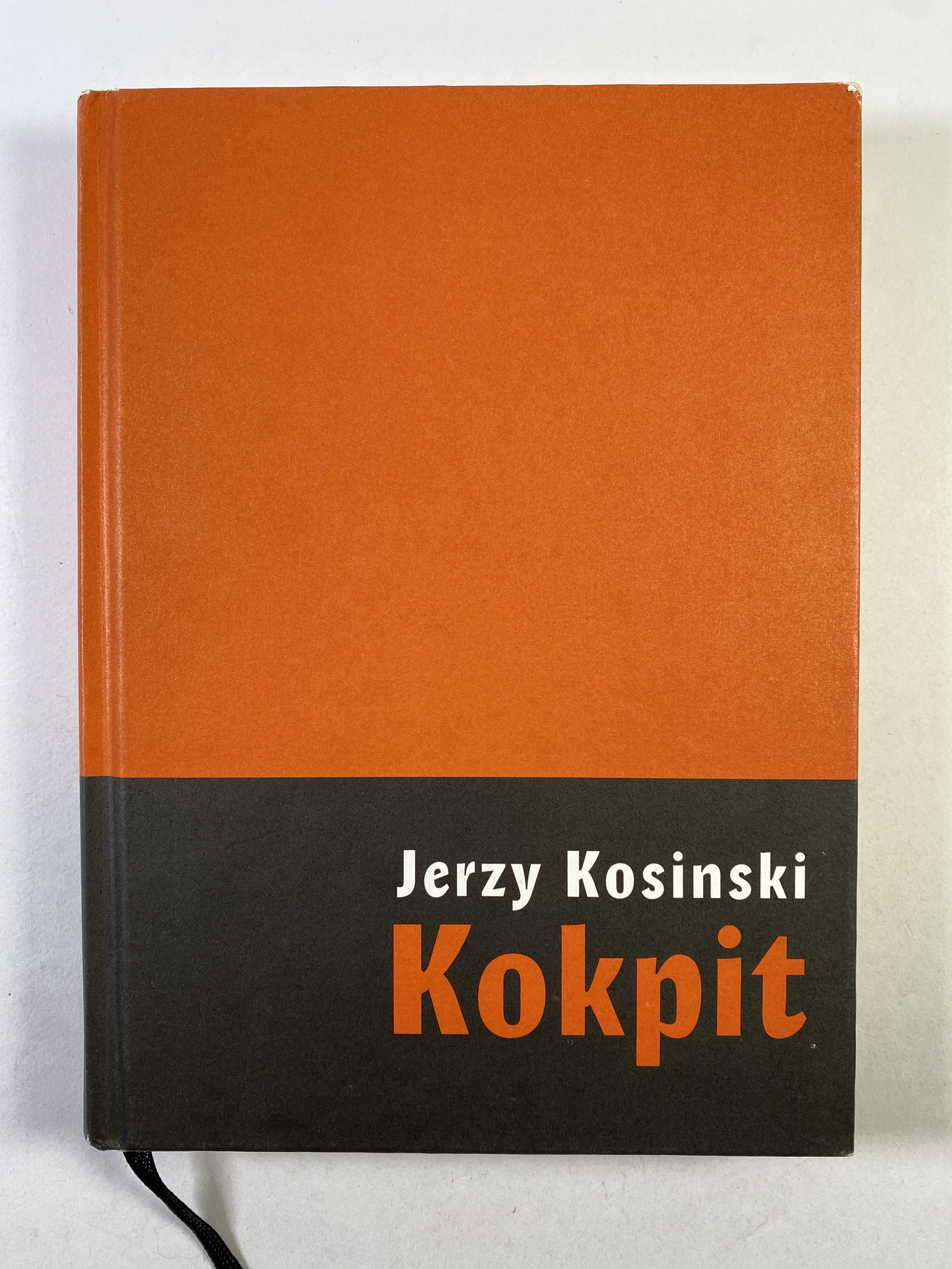 Kokpit Bez obalu 2010