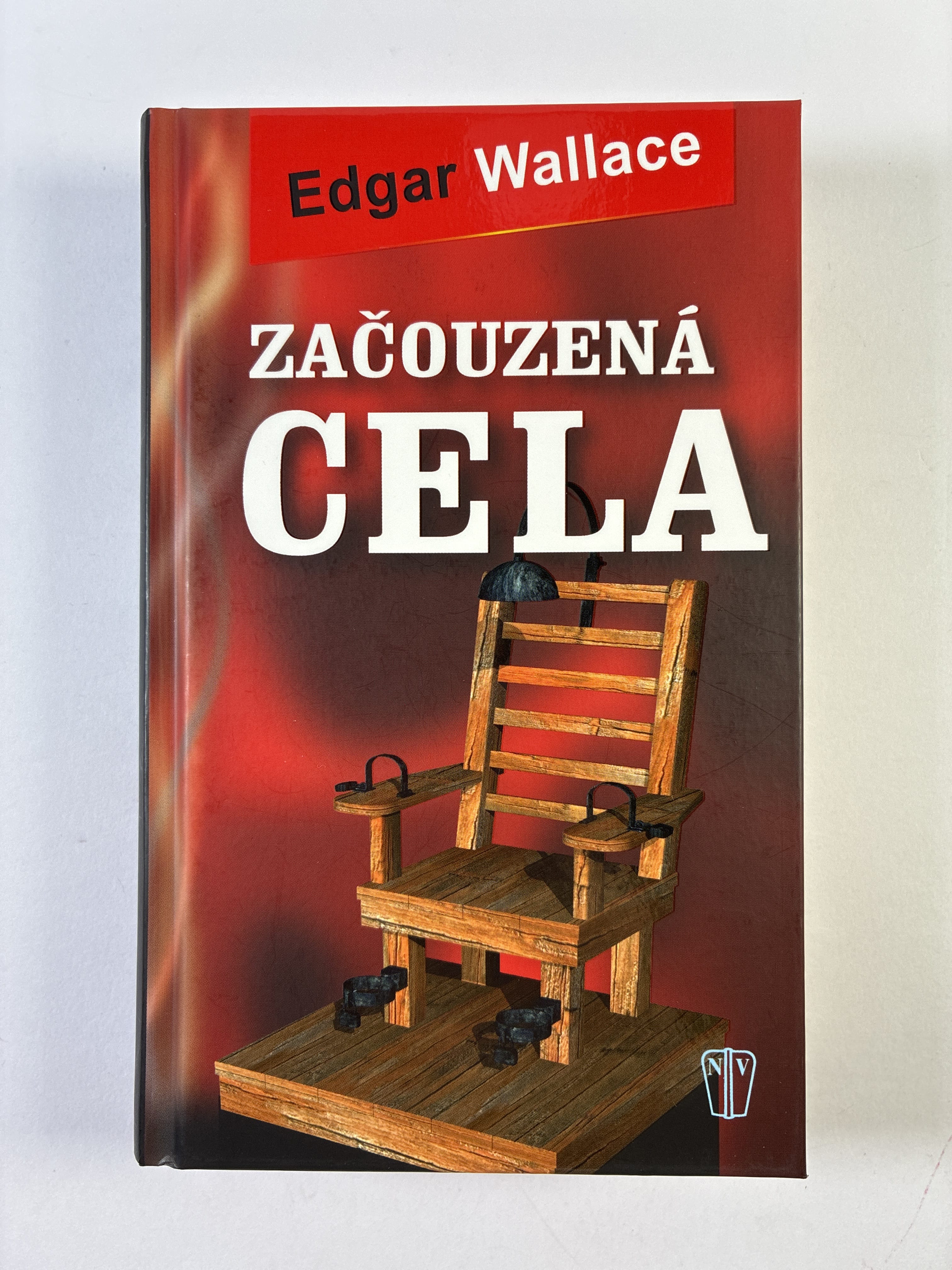 Levně Začouzená cela Pevná 2013