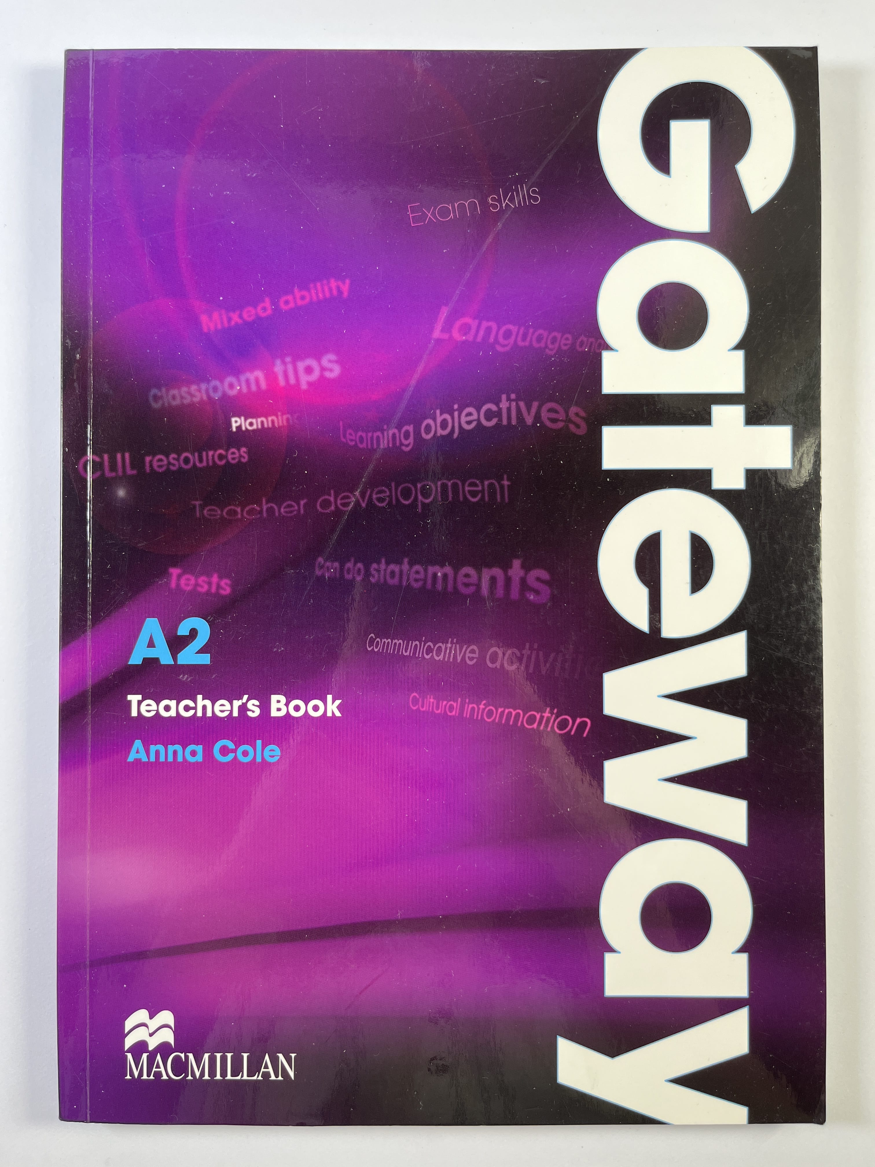 Levně Gateway A2 Teacher’s Book
