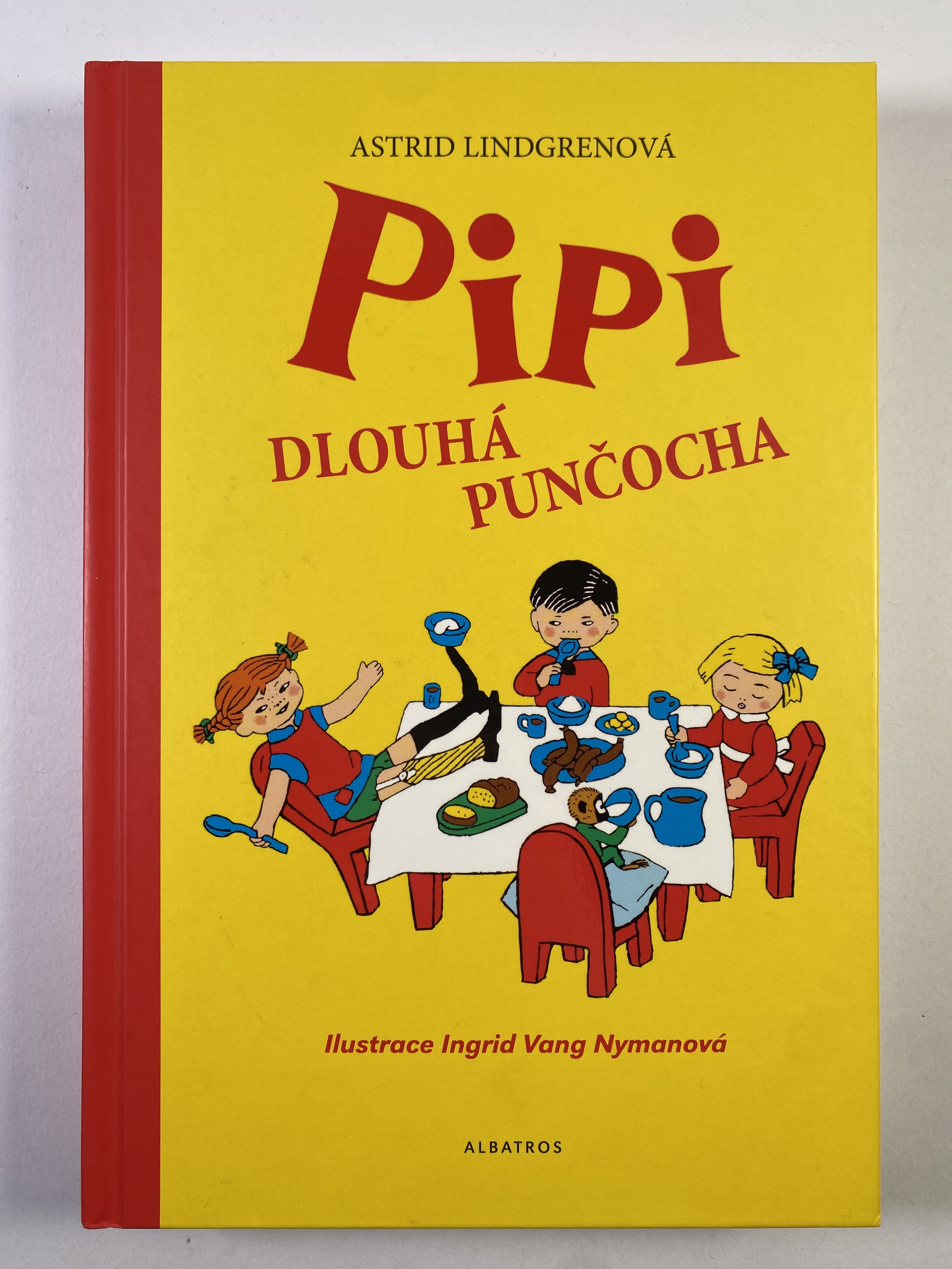 Pipi Dlouhá punčocha Pevná 2015