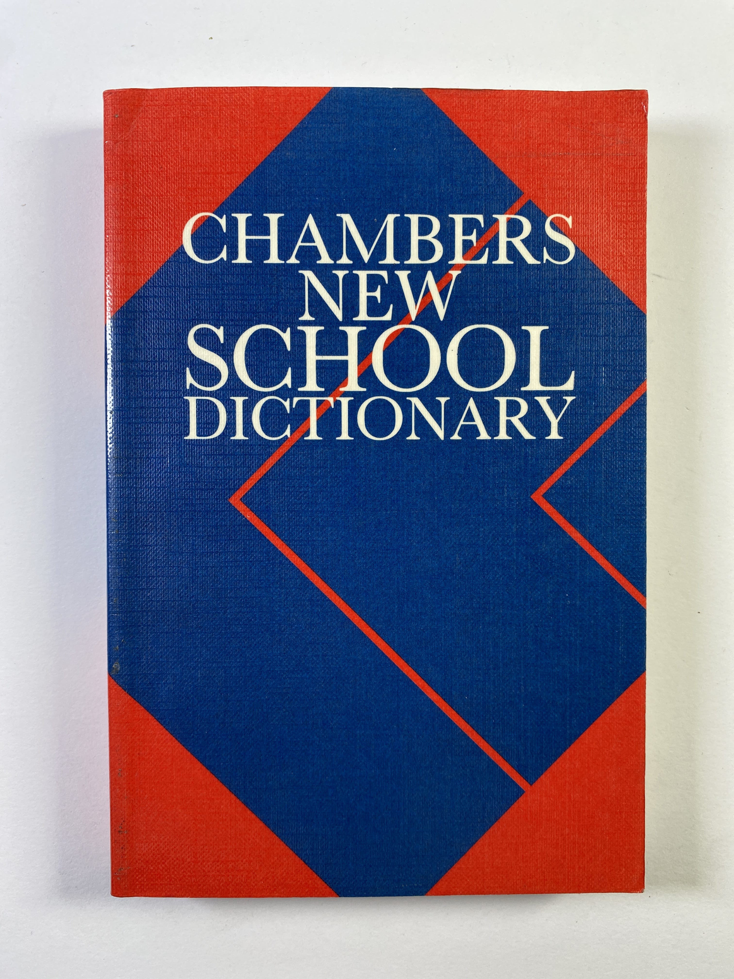 Levně Chambers New School Dictionary