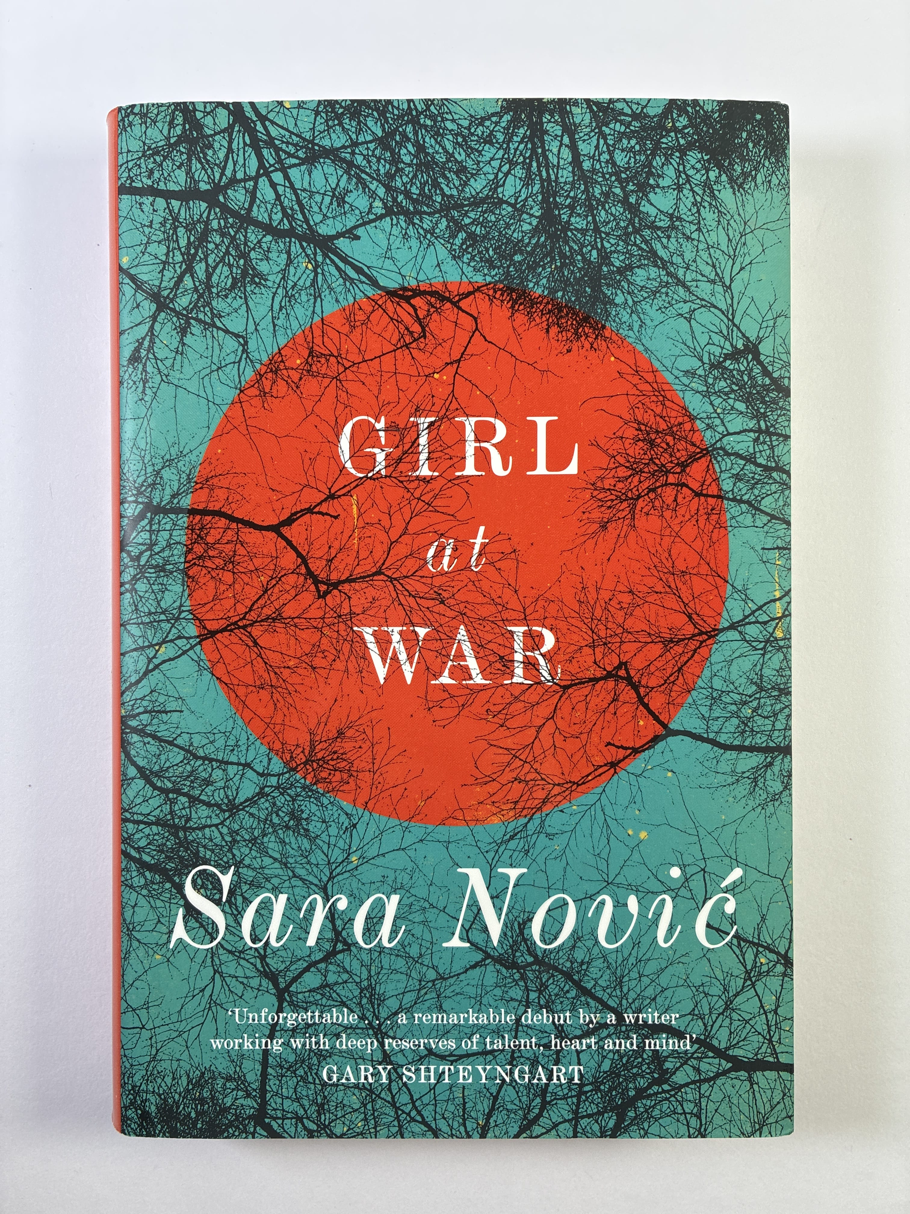 Levně Girl at War Pevná (2015)