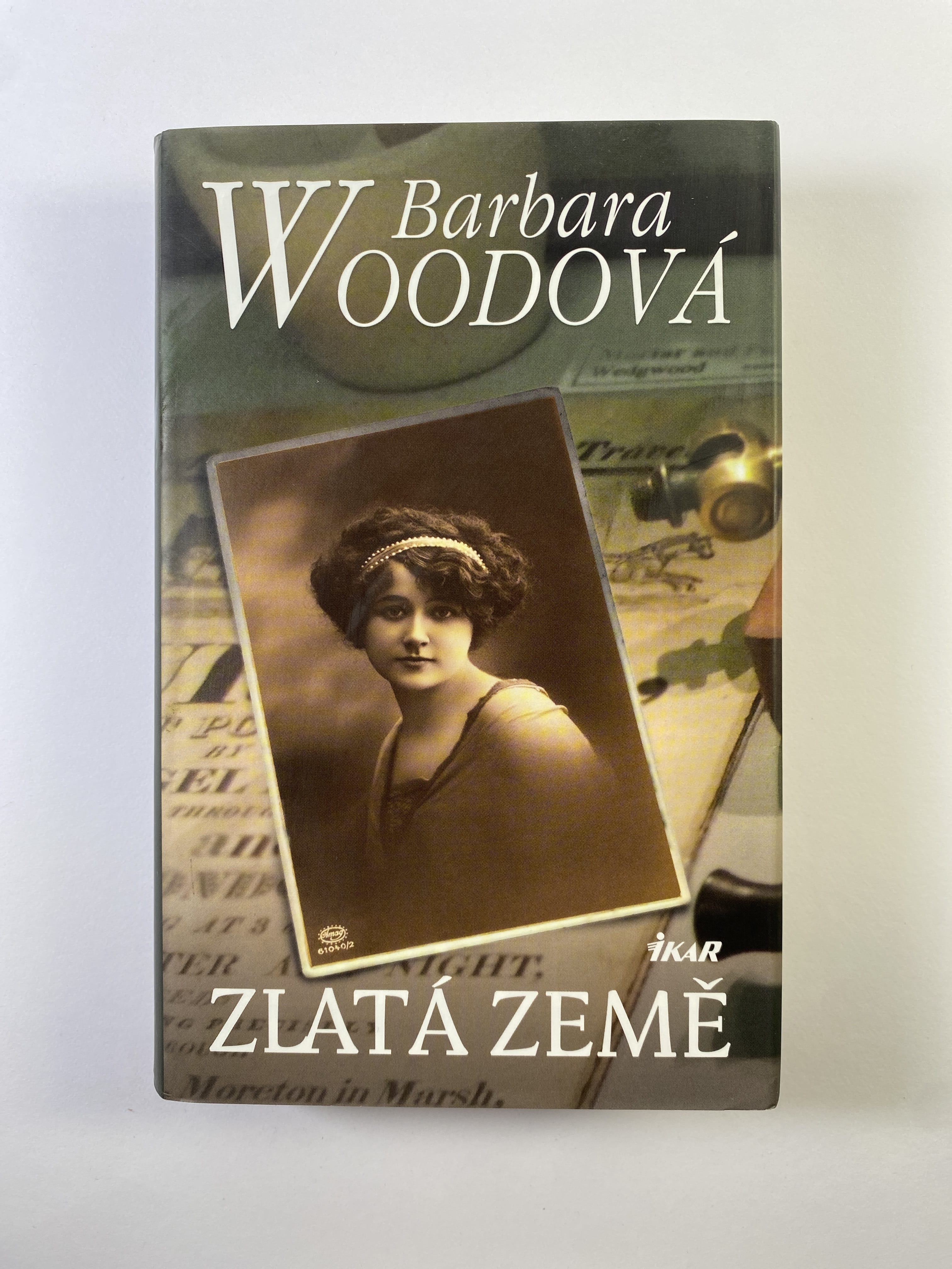 Zlatá země Pevná (2015)