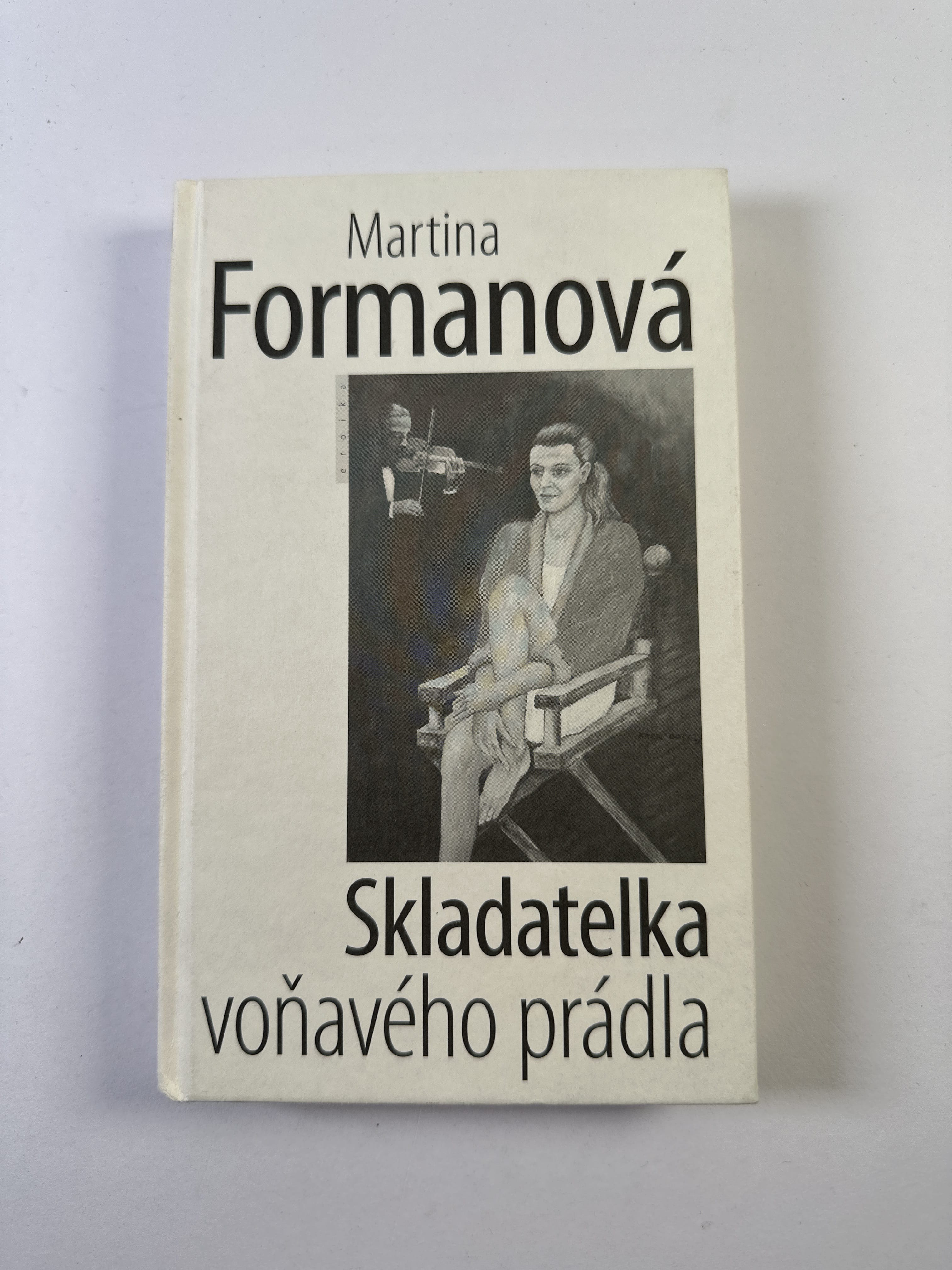 Skladatelka voňavého prádla Bez obalu 2009