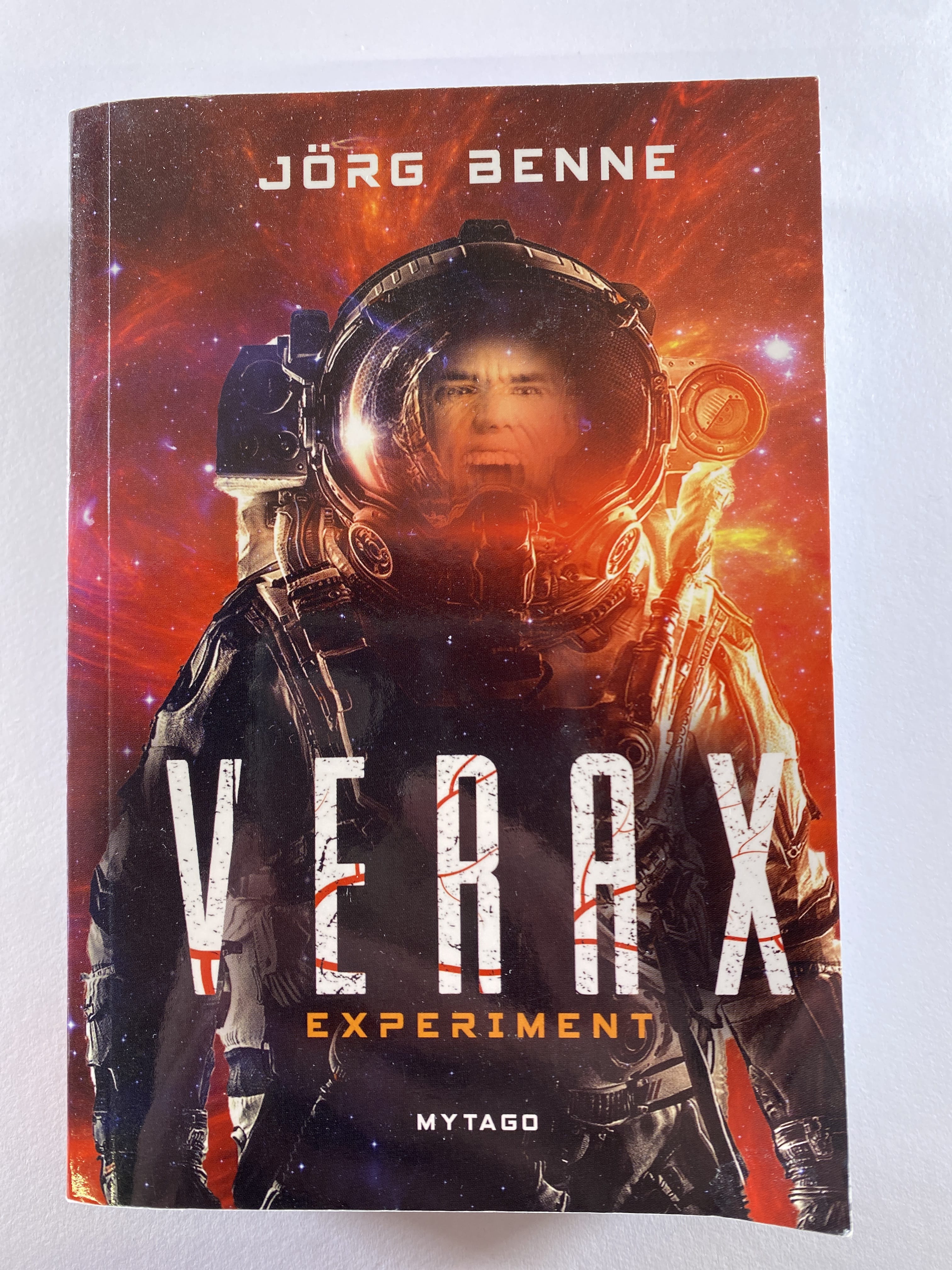 Levně Verax - Experiment