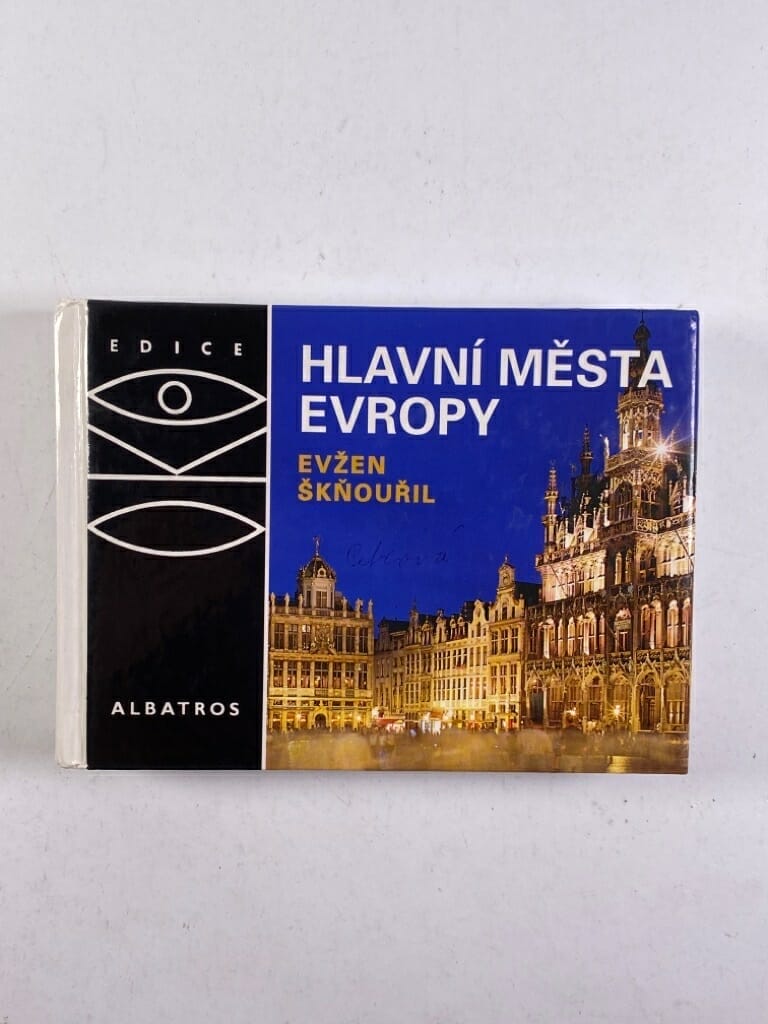 Levně Hlavní města Evropy Pevná