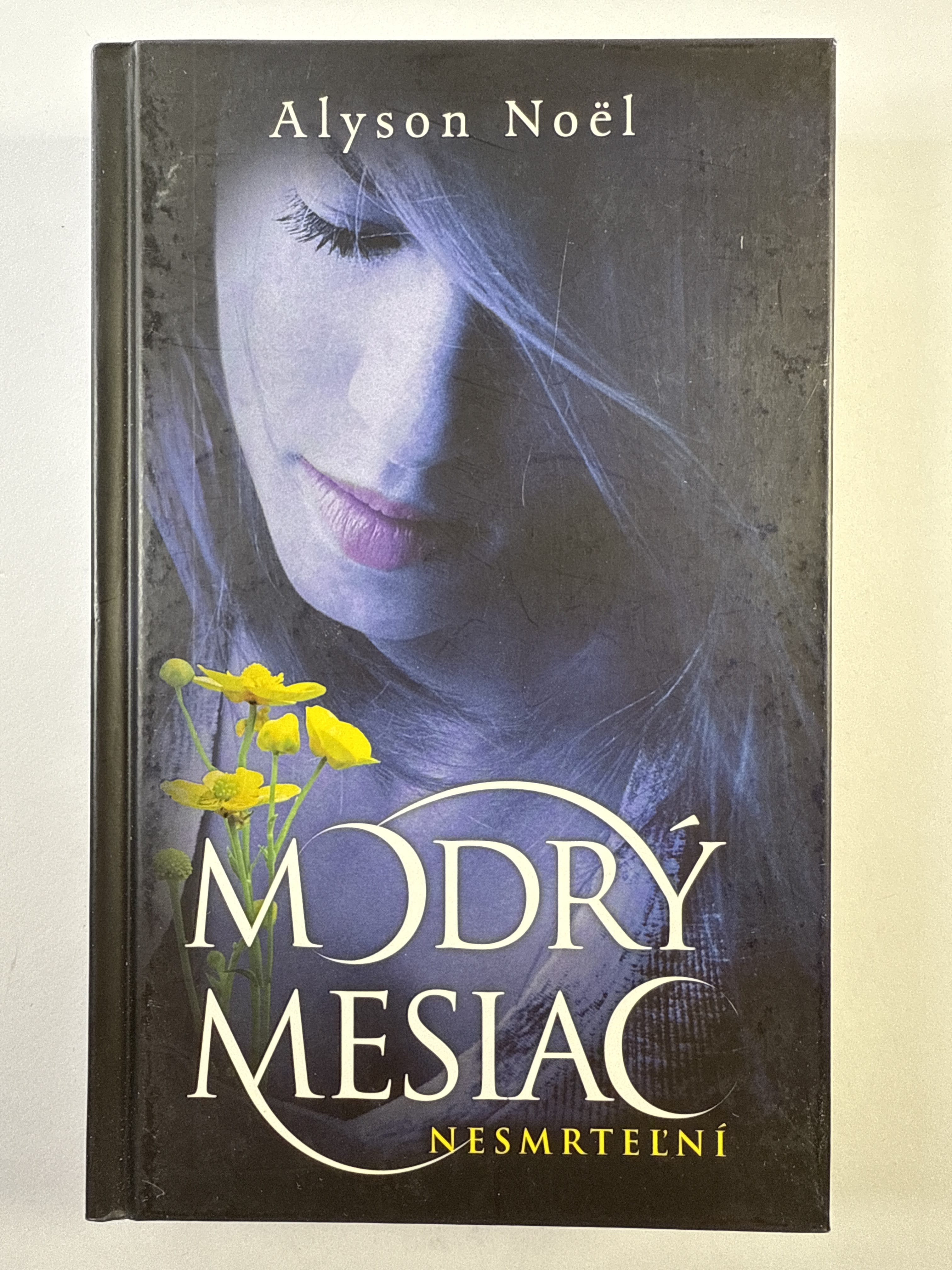 Levně Modrý mesiac