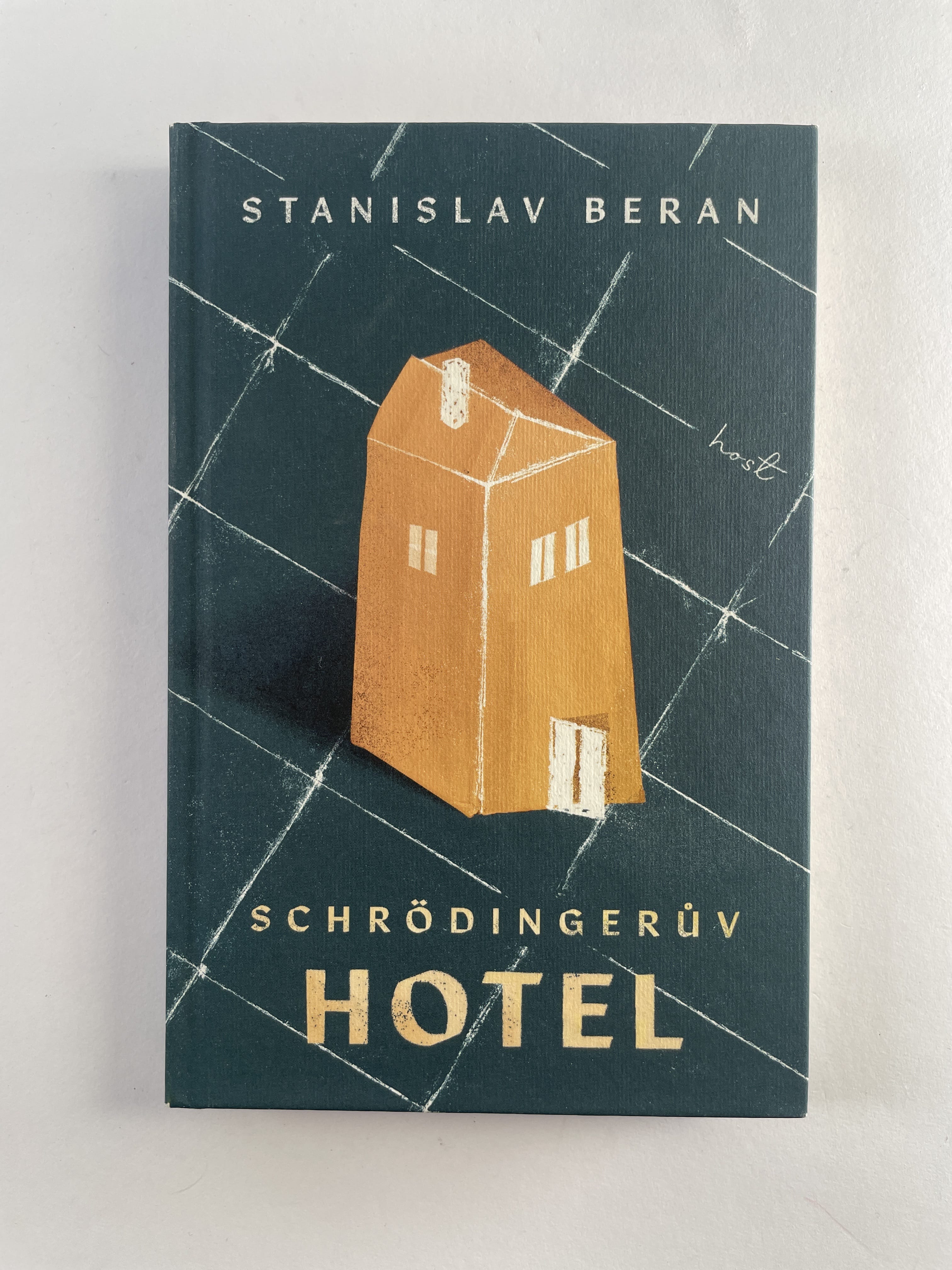 Levně Schrödingerův hotel