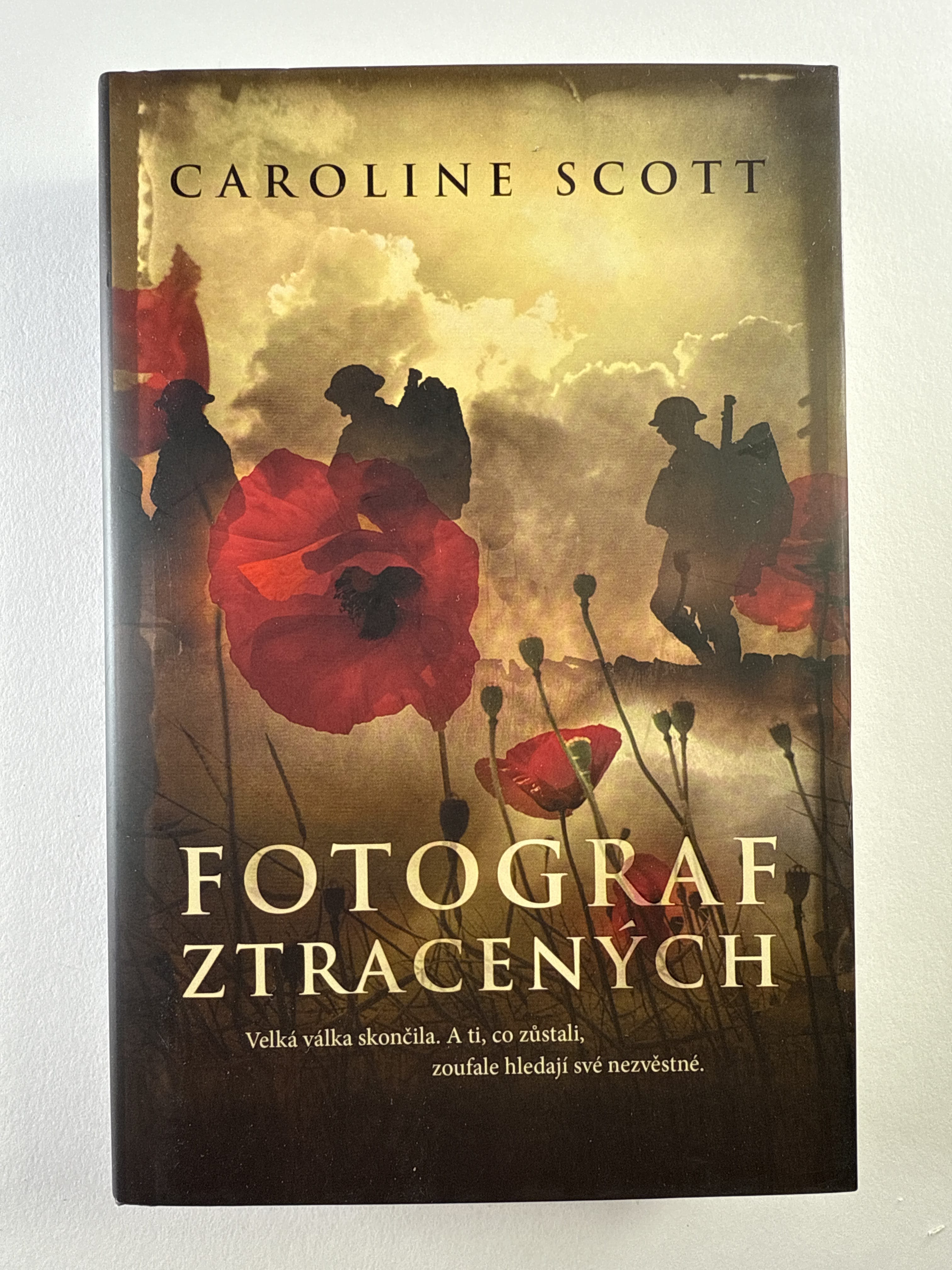 Levně Fotograf ztracených