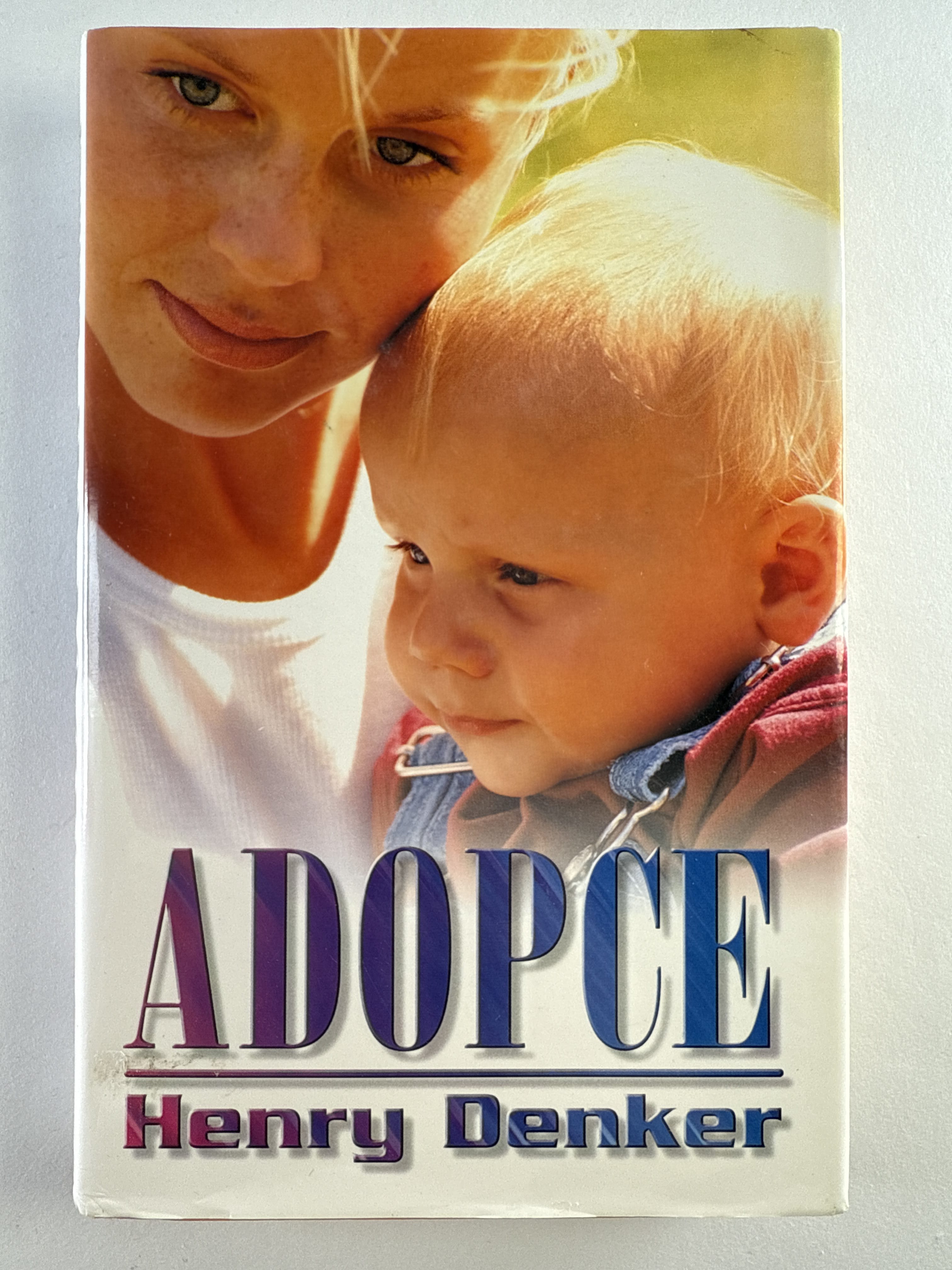 Levně Adopce