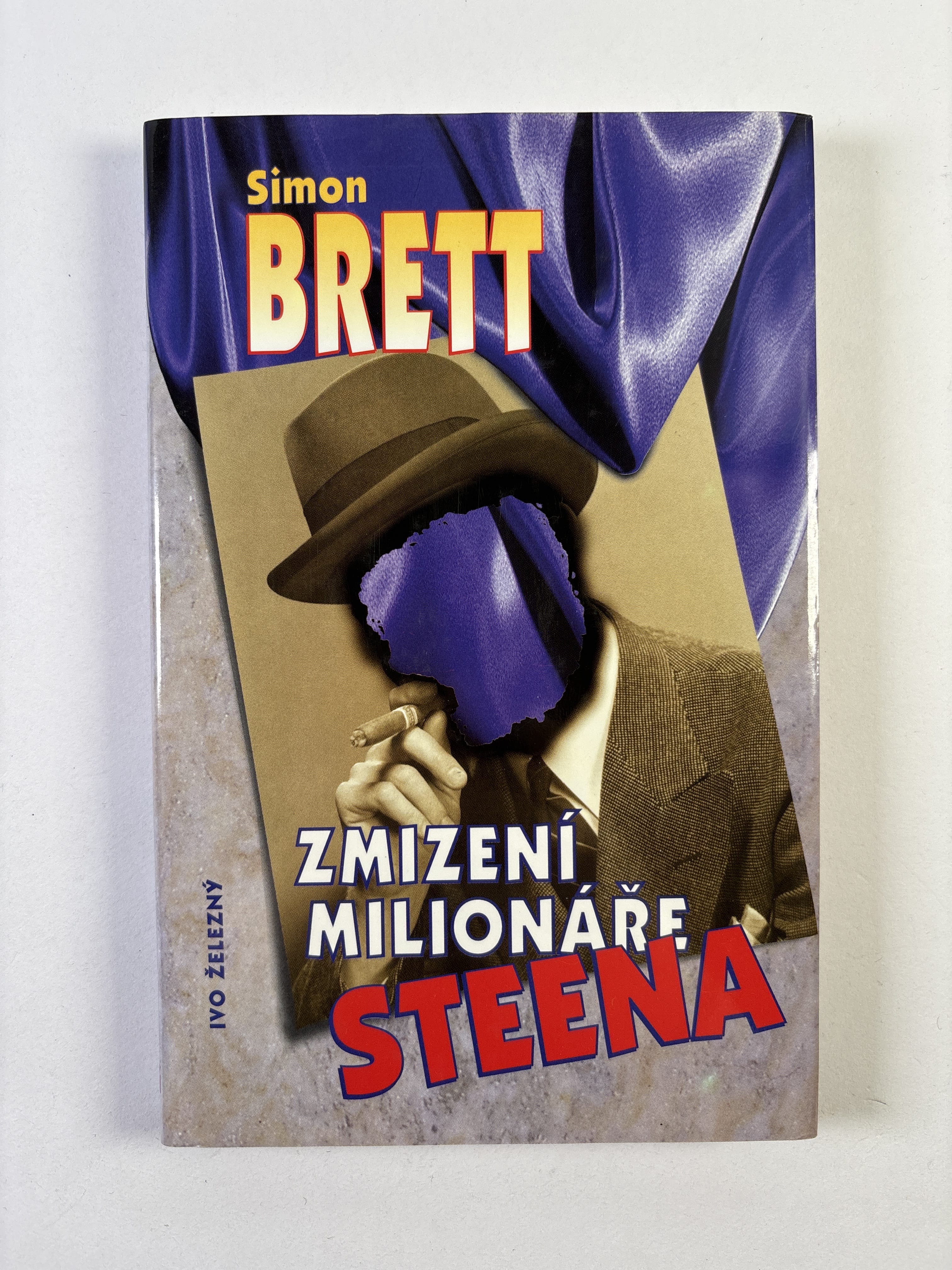 Levně Charles Paris: Zmizení milionáře Steena (1)