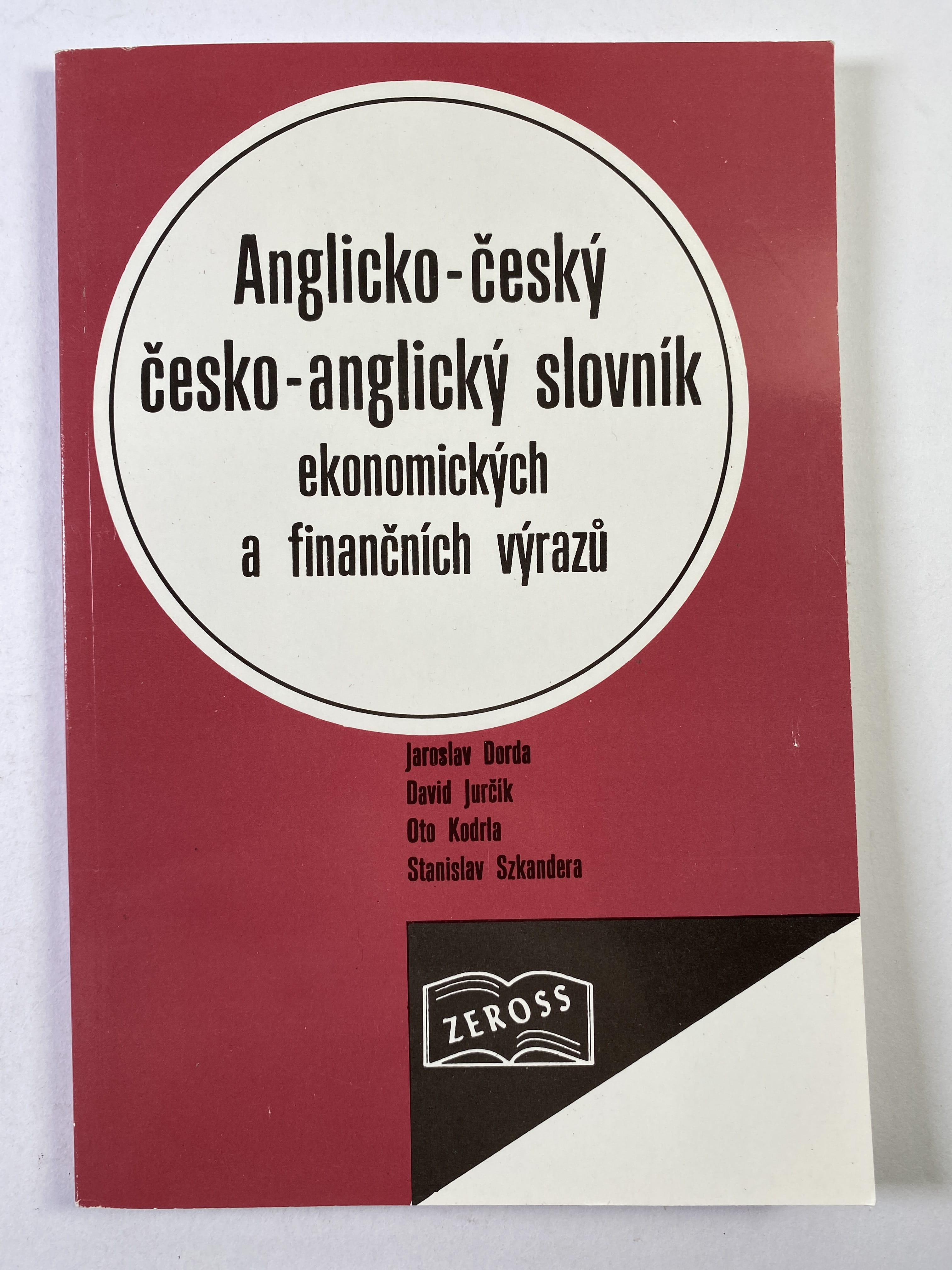 Levně Anglicko-český, česko-anglický slovník ekonomických a finančních výrazů