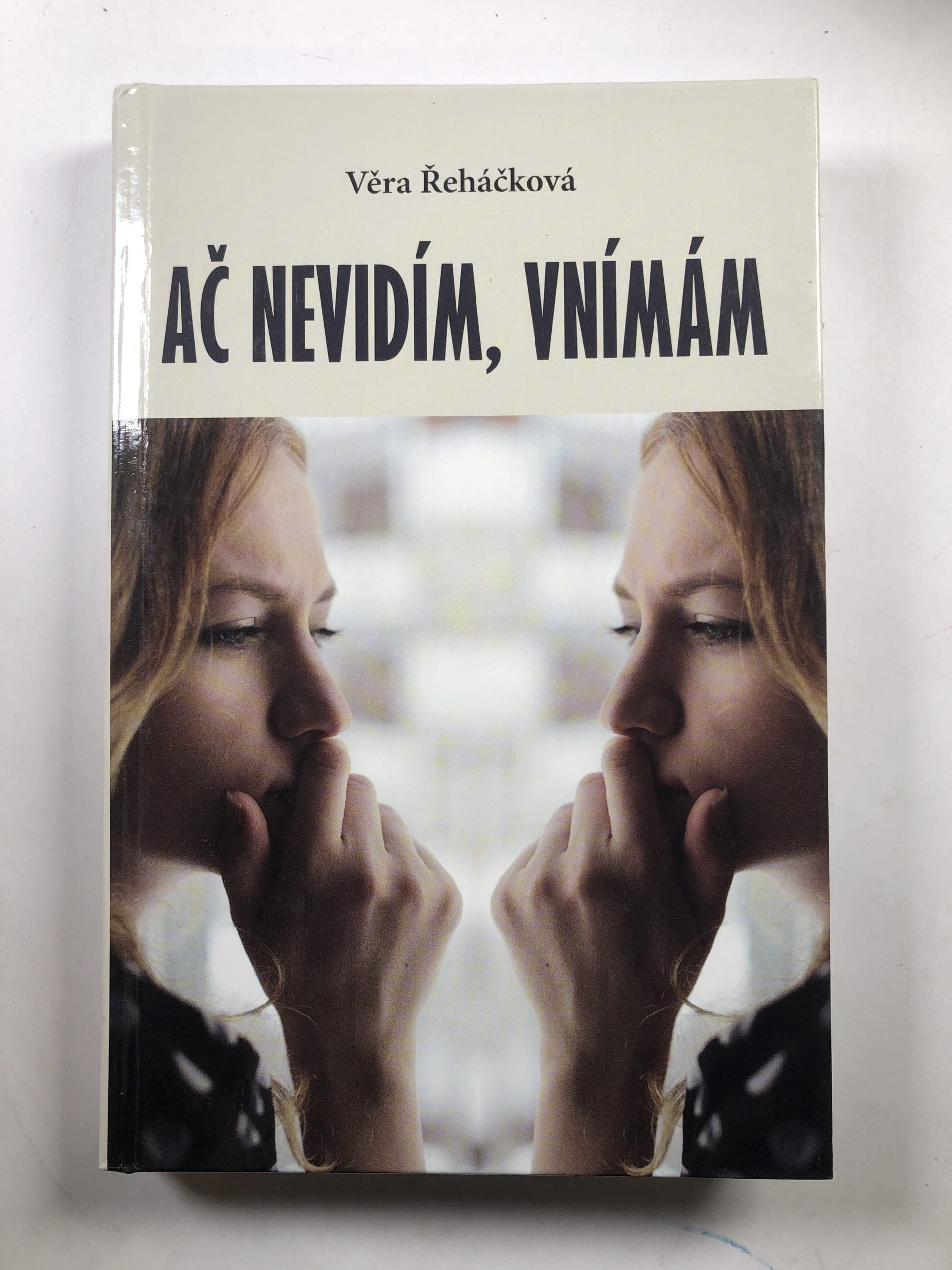 Levně Ač nevidím, vnímám Pevná