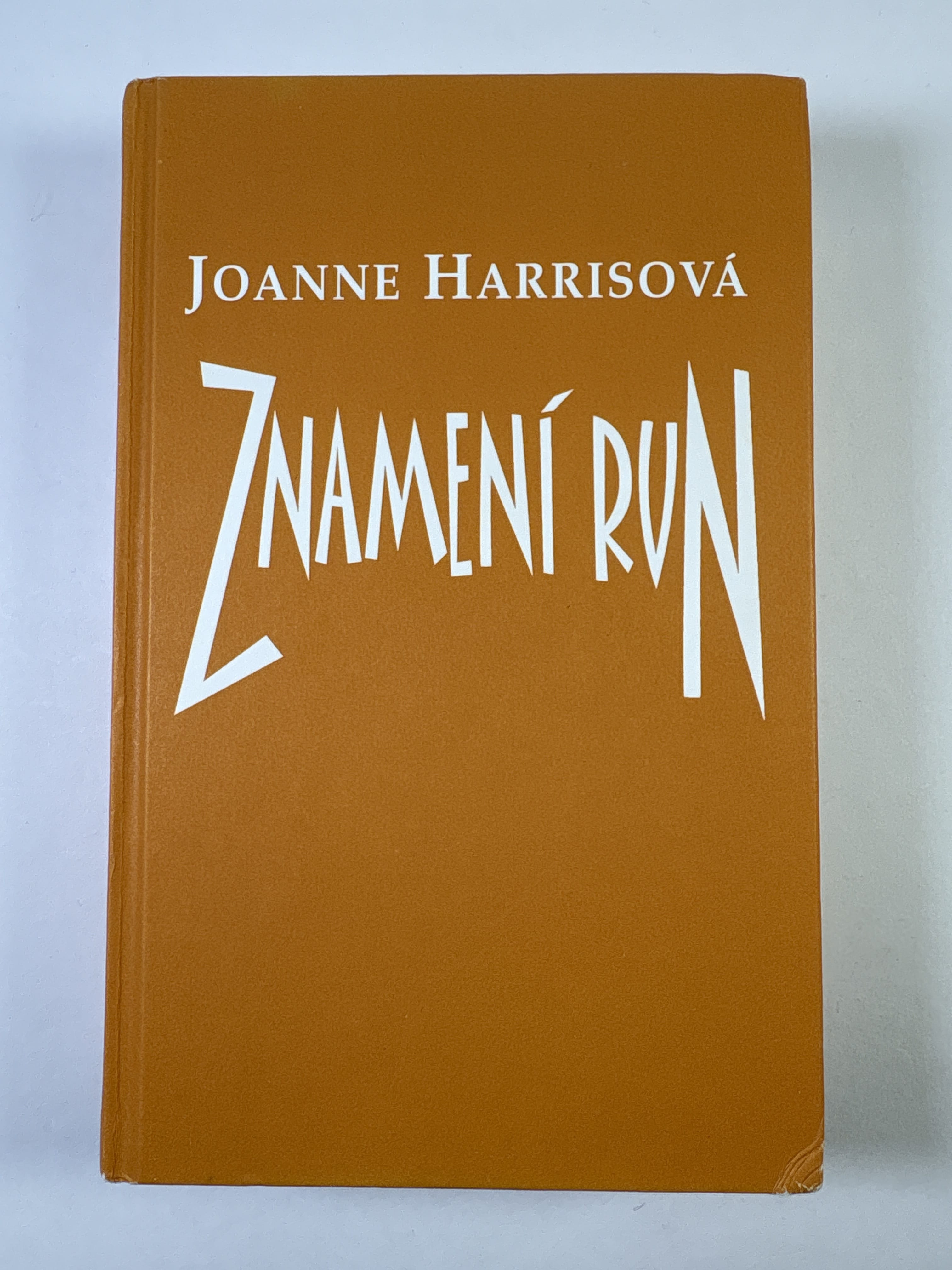 Znamení run Bez obalu 2008