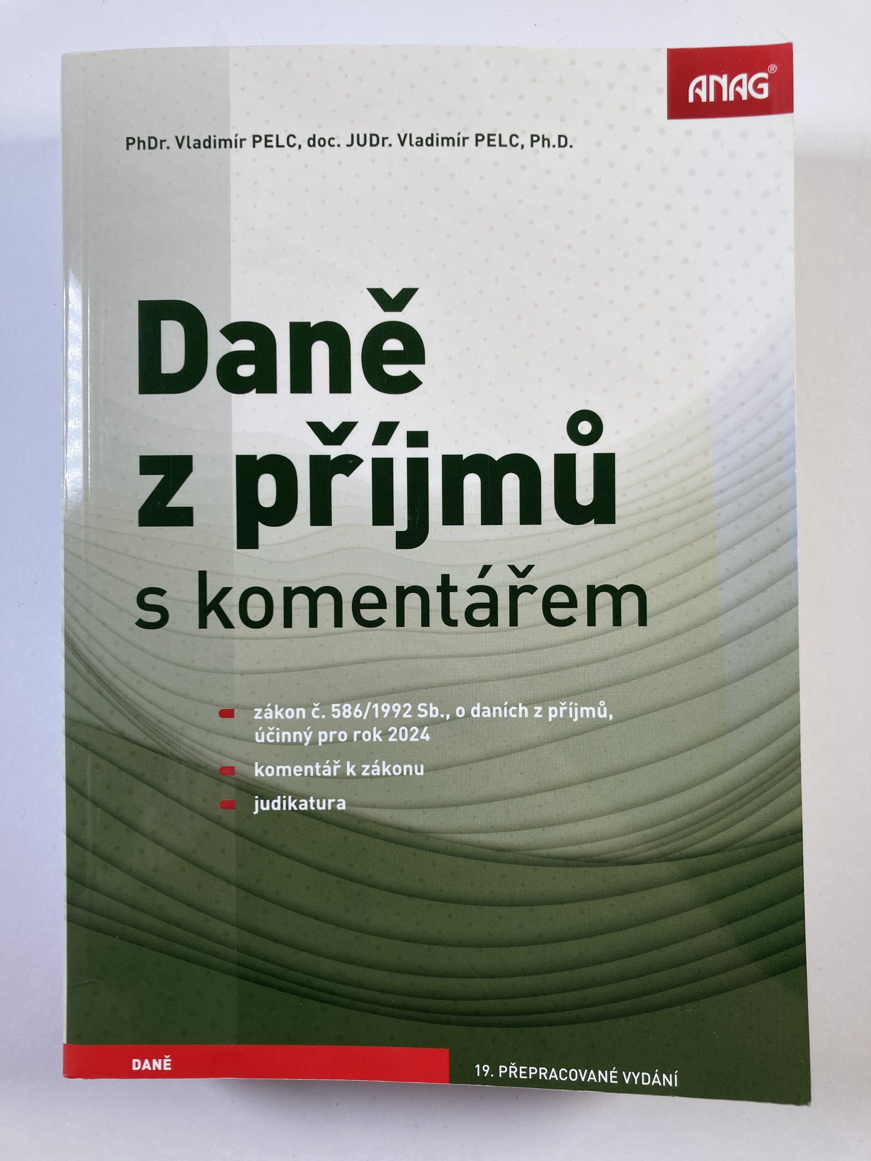 Daně z příjmů s komentářem